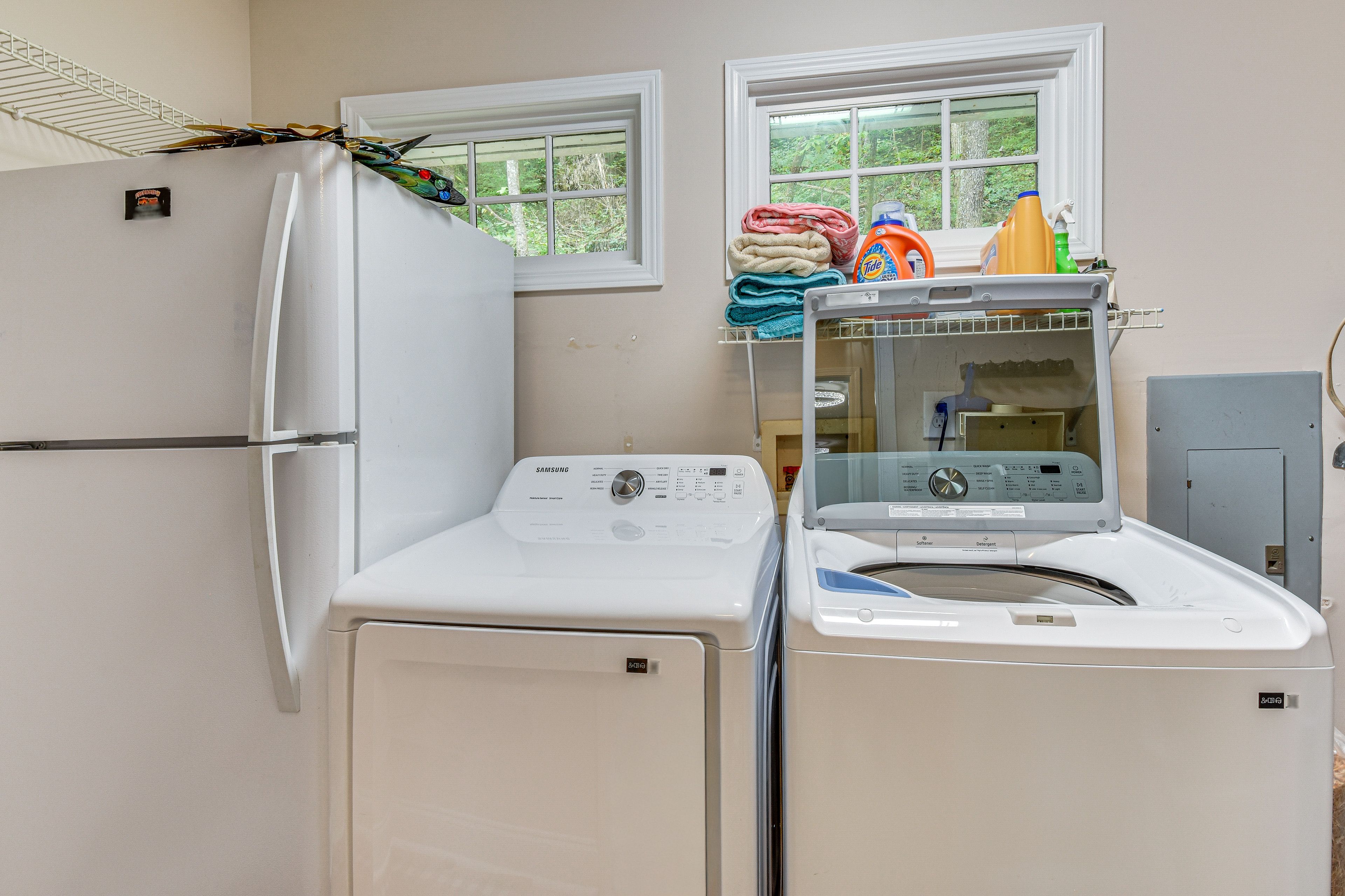 Laundry Area | Washer/Dryer
