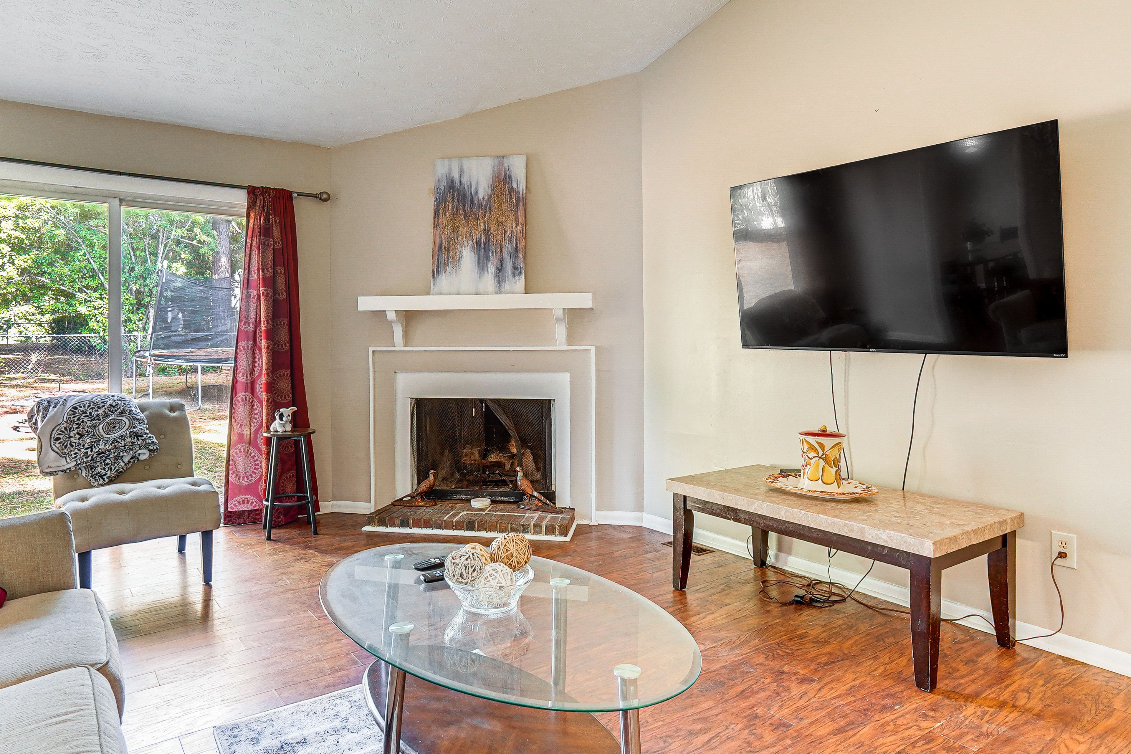 Fayetteville Vacation Rental | 3BR | 2BA | 1,300 Sq Ft | 5 Steps to Enter