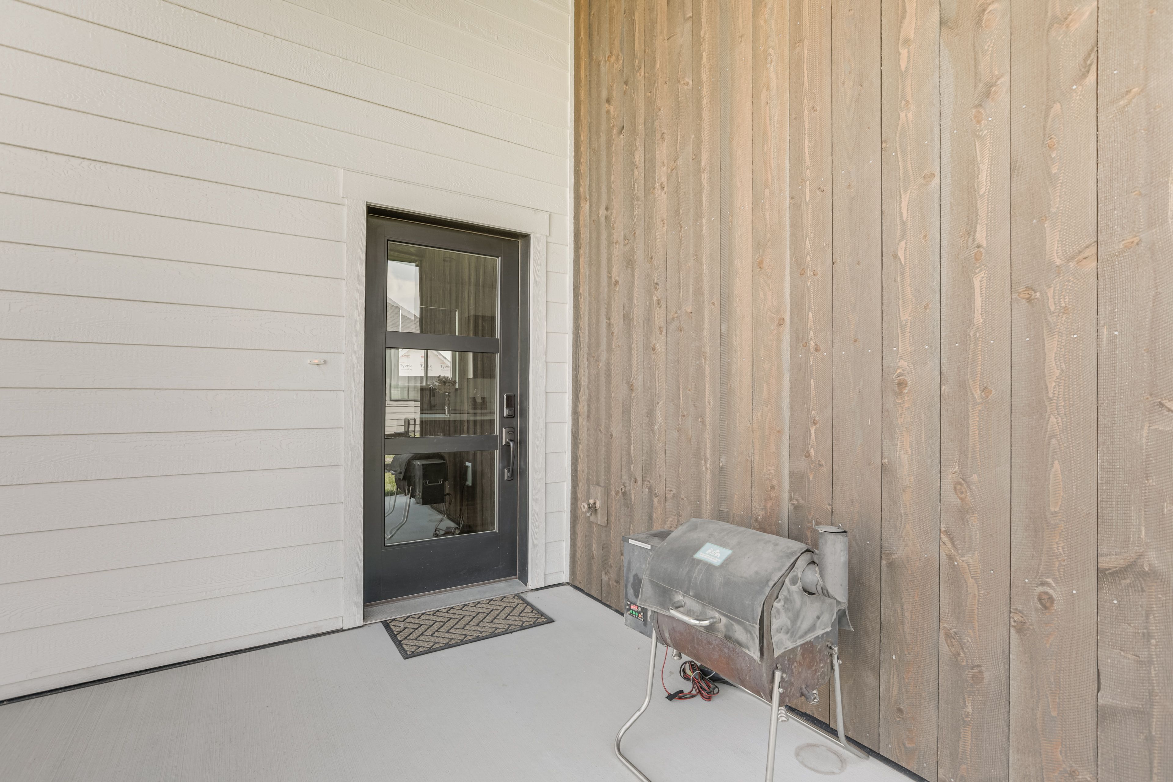 Covered Porch | Smoker Grill