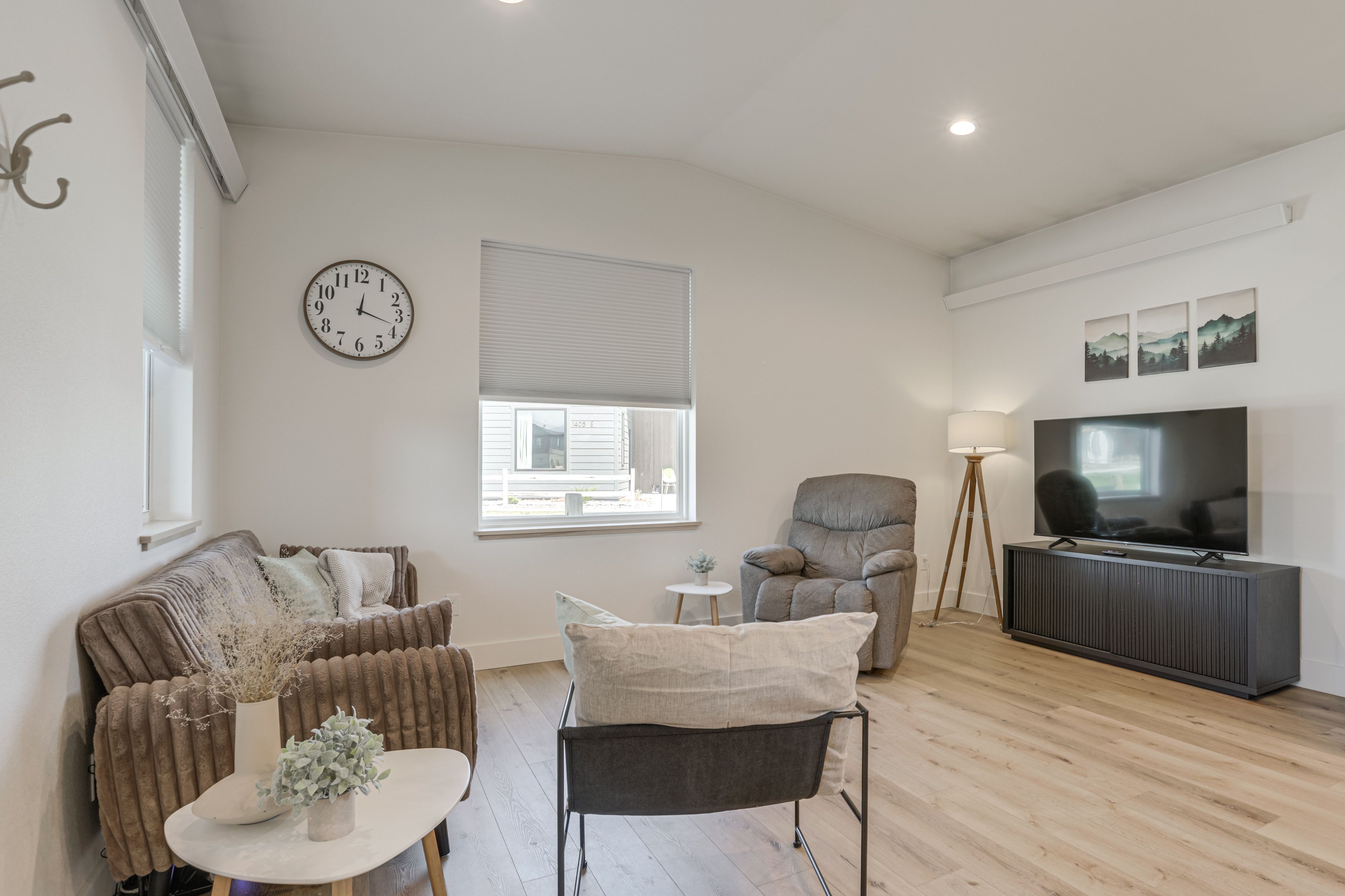 Ranchester Vacation Rental | 2BR | 1BA | 800 Sq Ft | Step-Free Entry