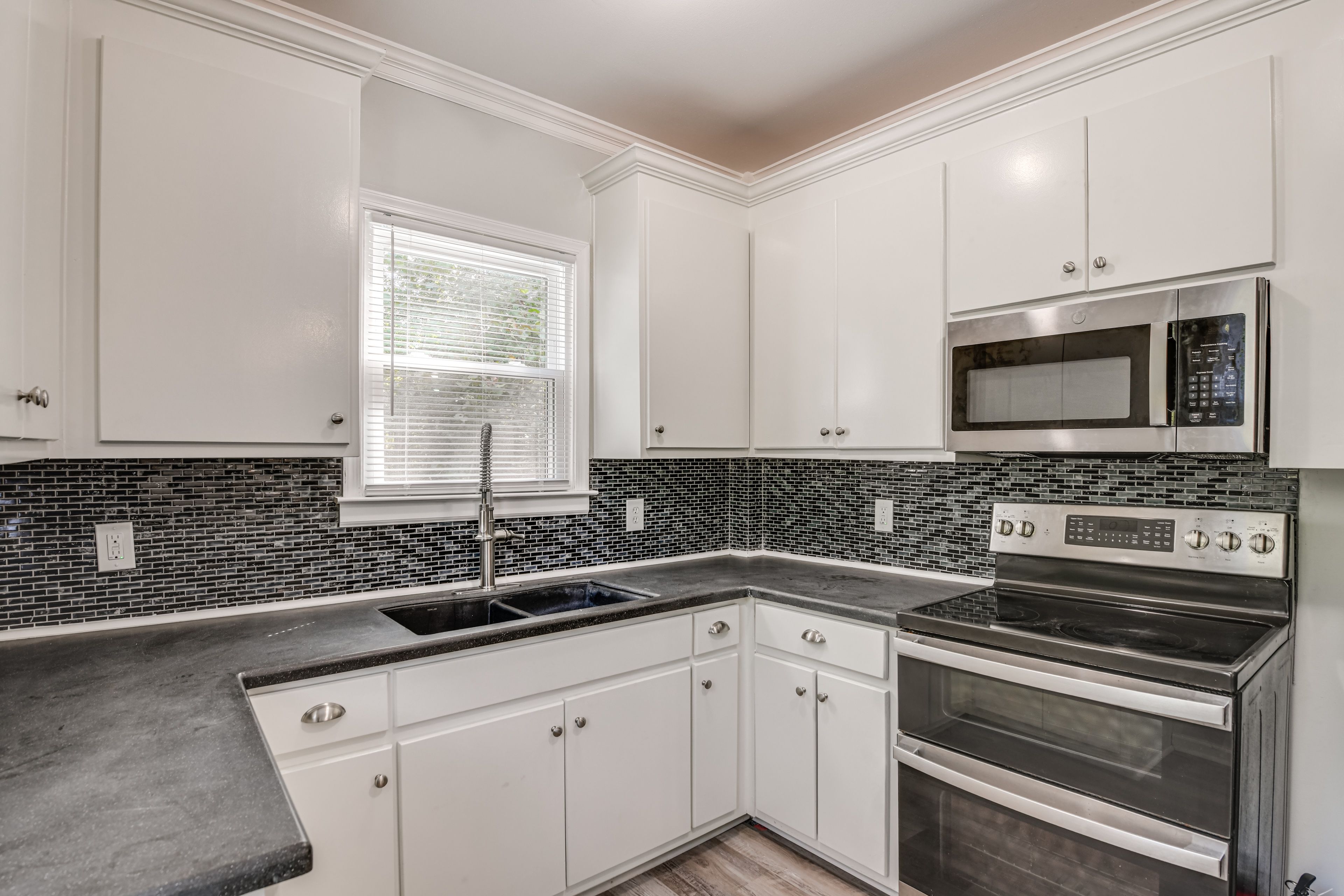 Kitchen | Drip Coffee Maker