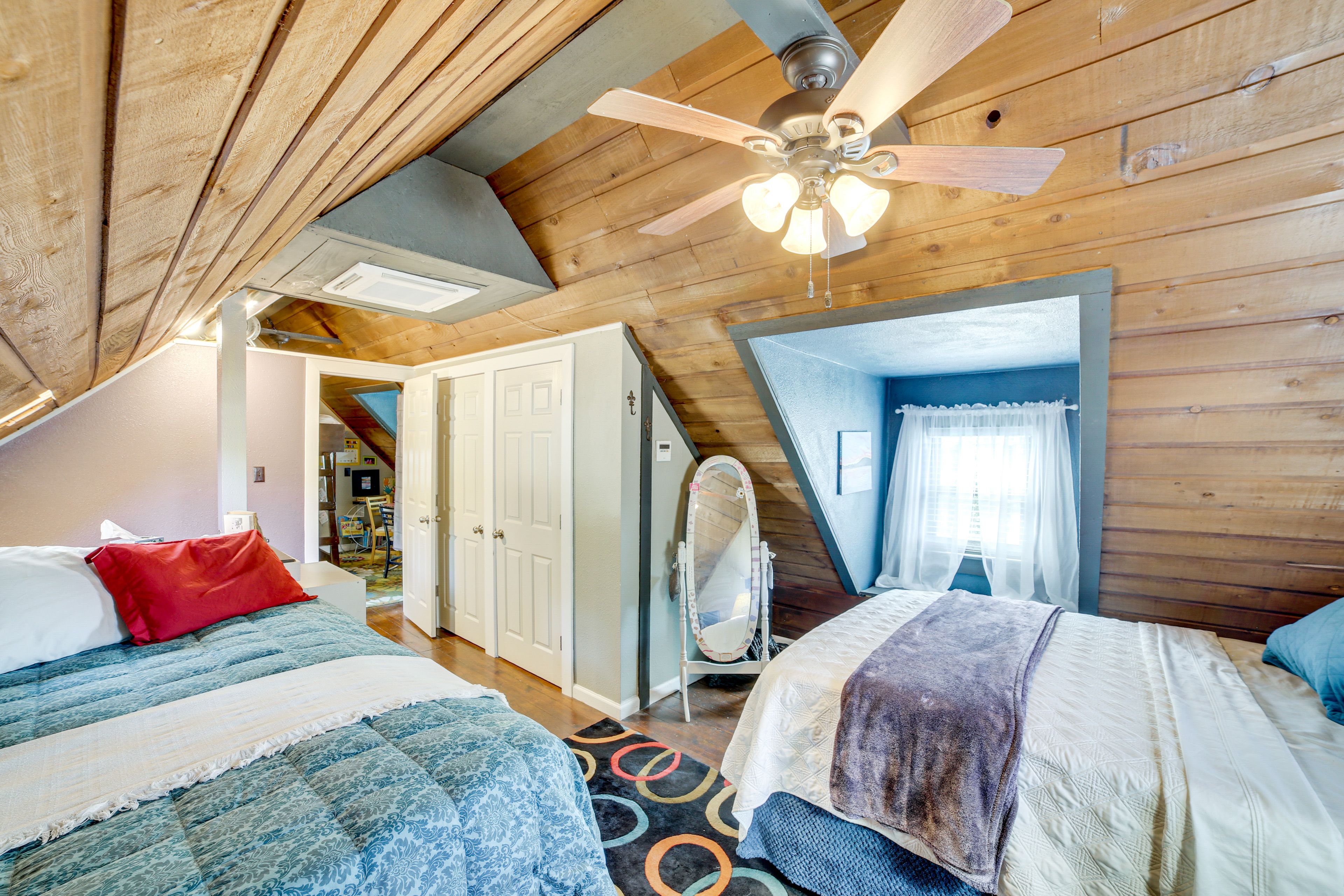 Bedroom 1 | 2nd Floor | 2 Queen Beds