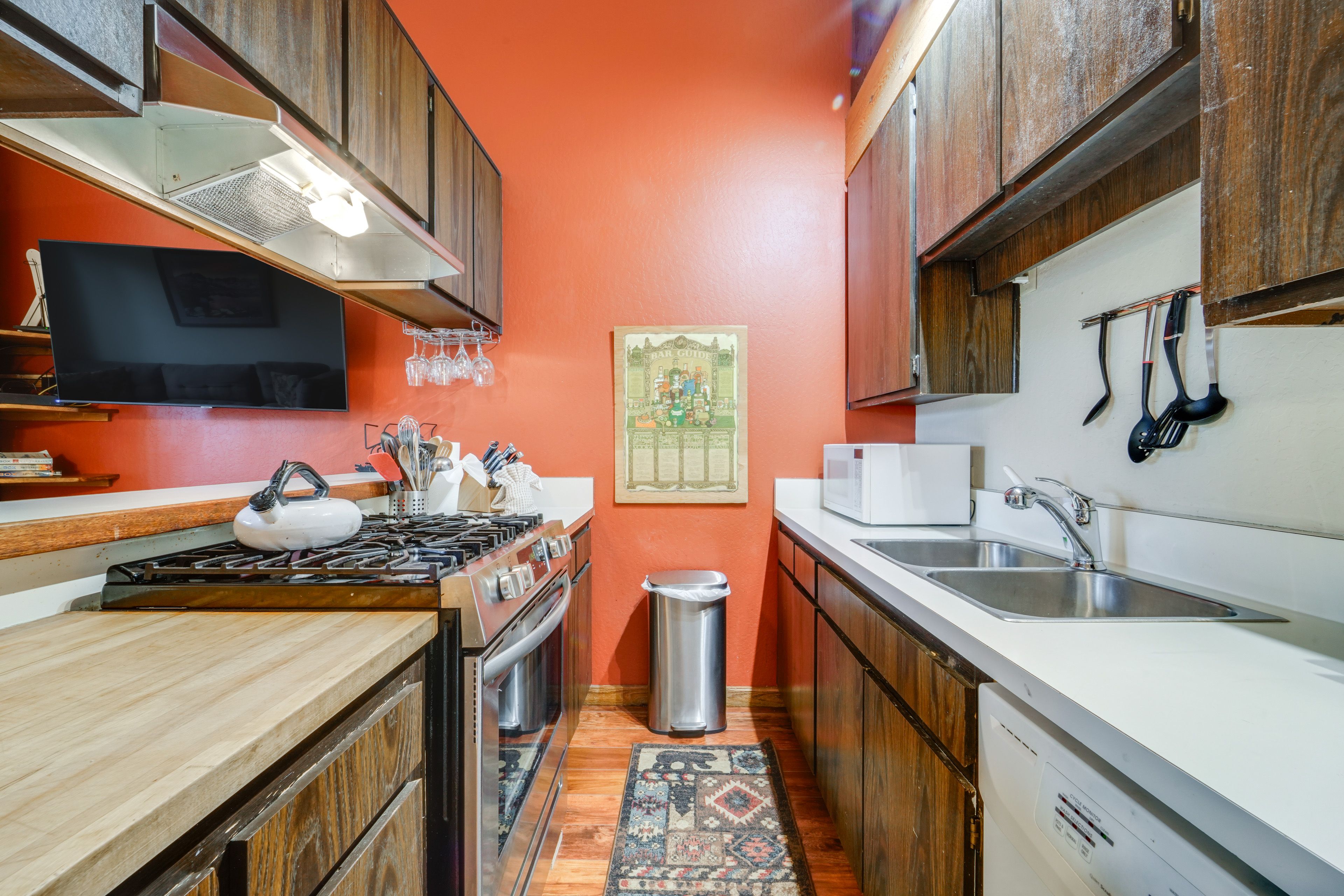 Kitchen | Drip Coffee Maker | Toaster | 1st Floor