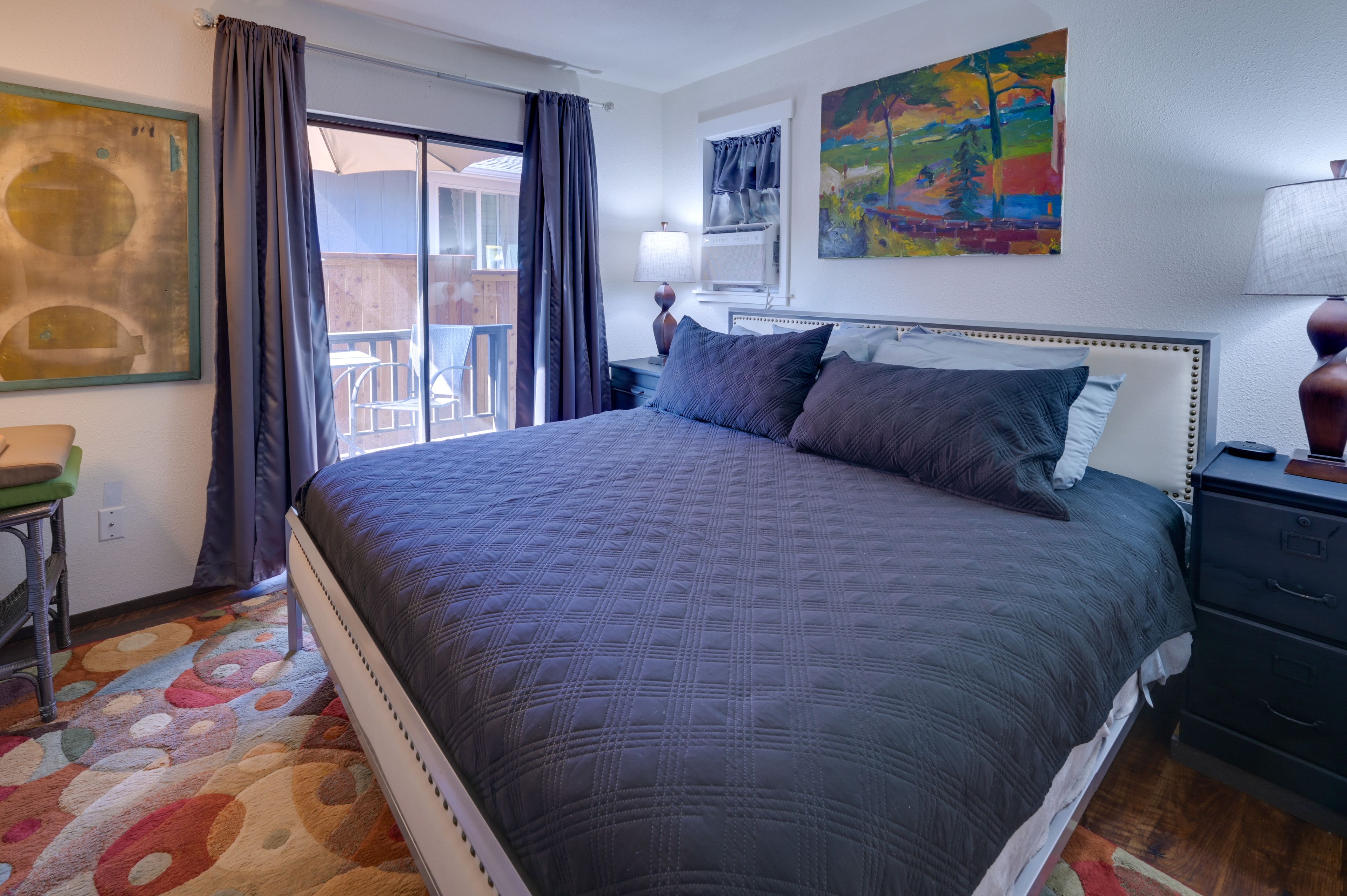 Bedroom | King Bed