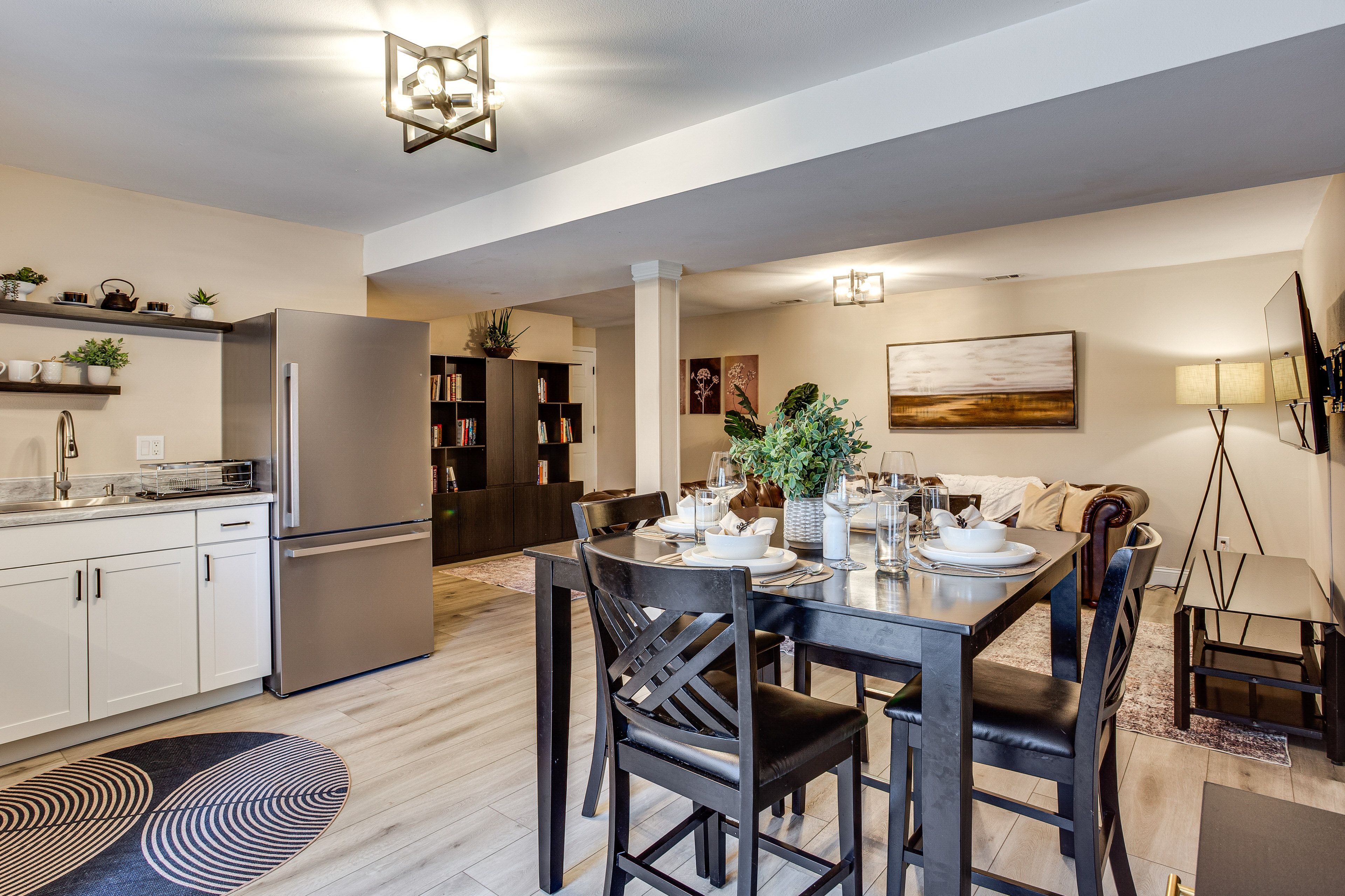 Dining Area | Dishware & Flatware