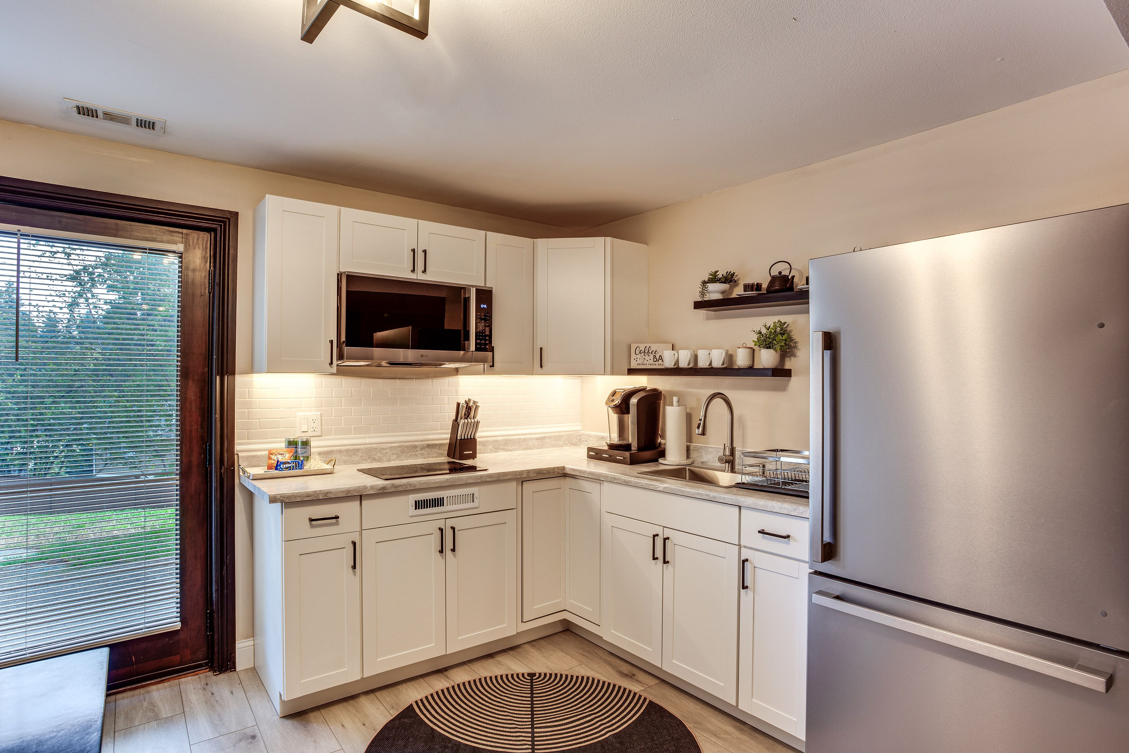 Kitchen | Stovetop | Keurig