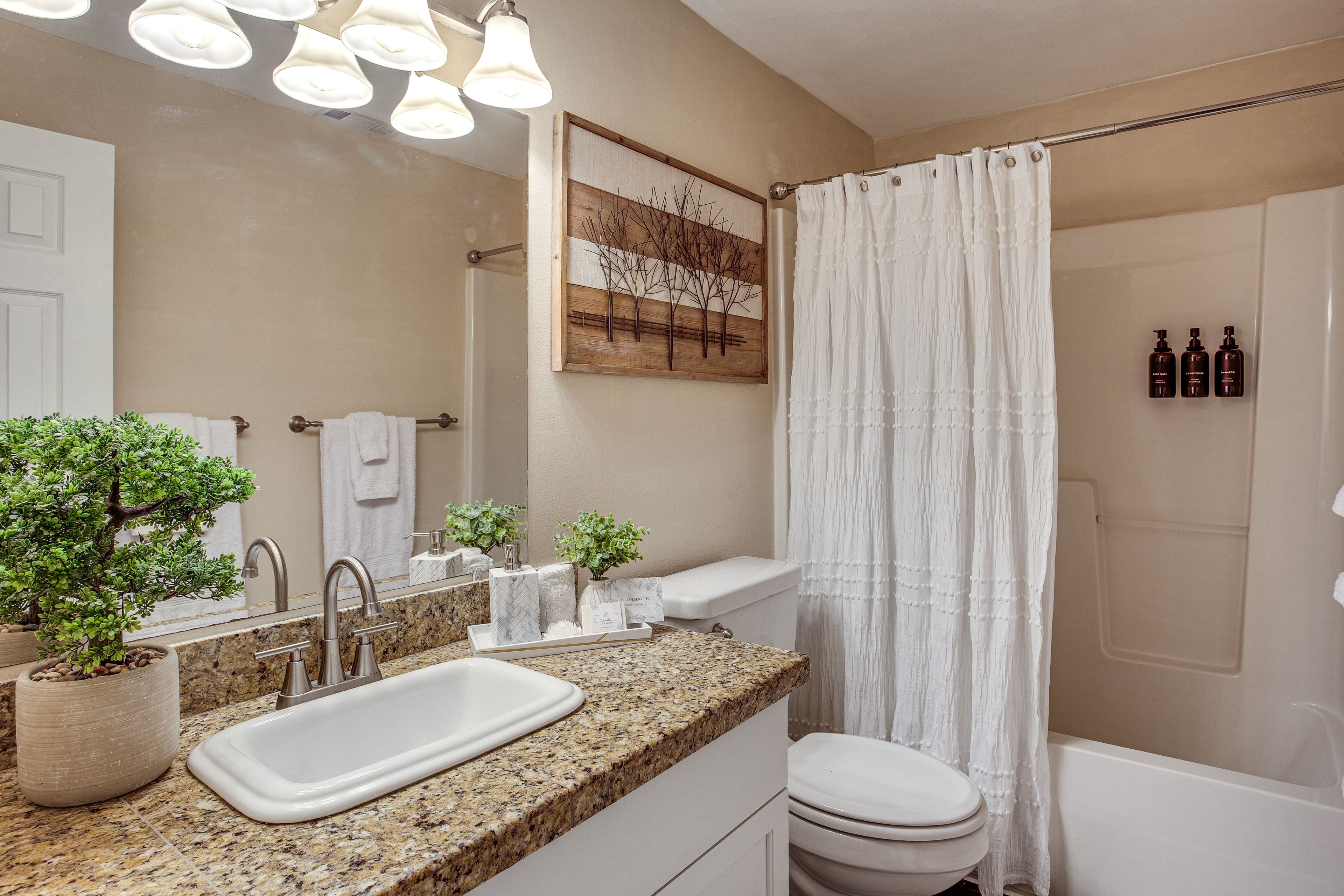 Full Bath | Towels | Hair Dryer