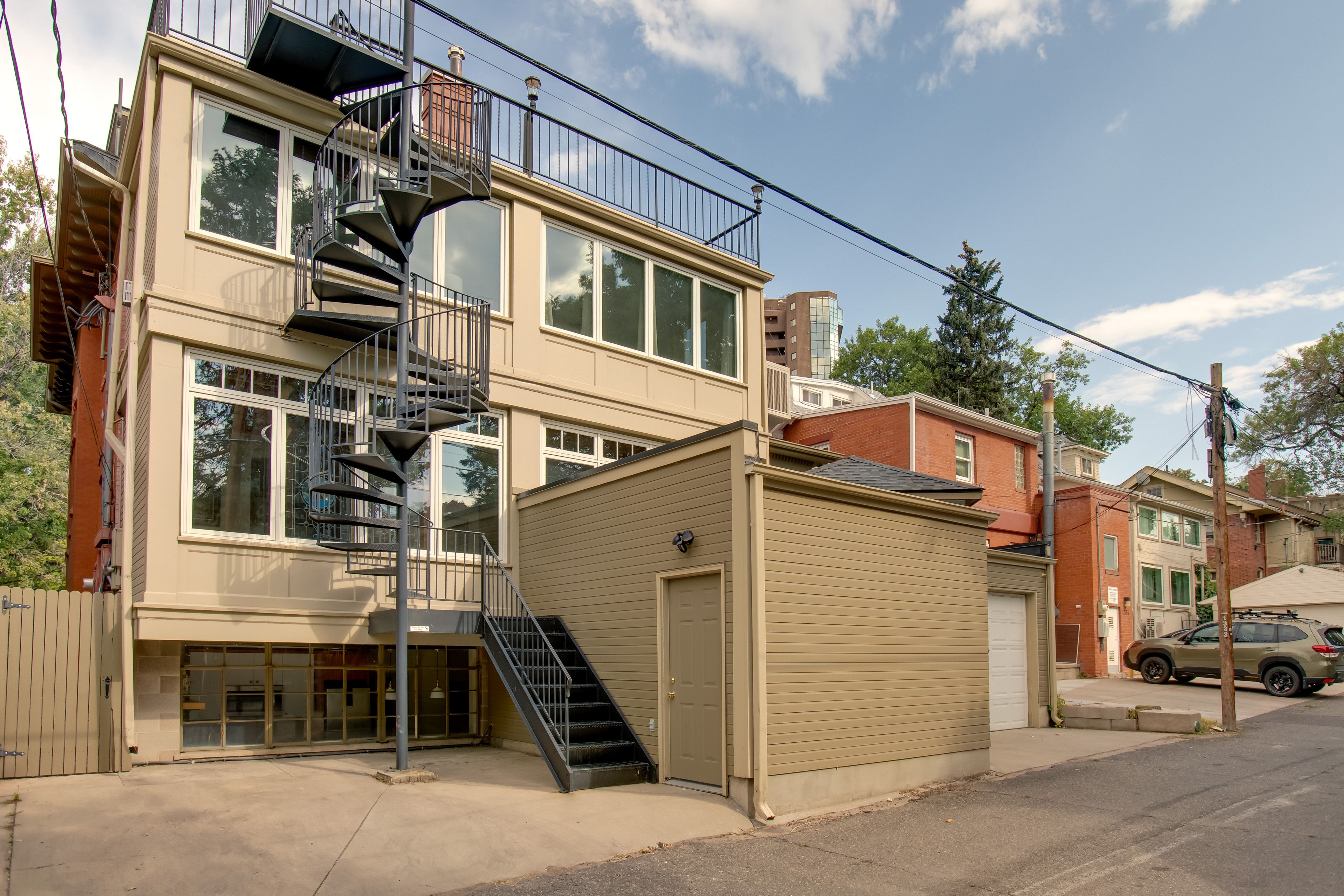 Back Exterior | Parking | Street Parking (First-Come, First-Served Basis)