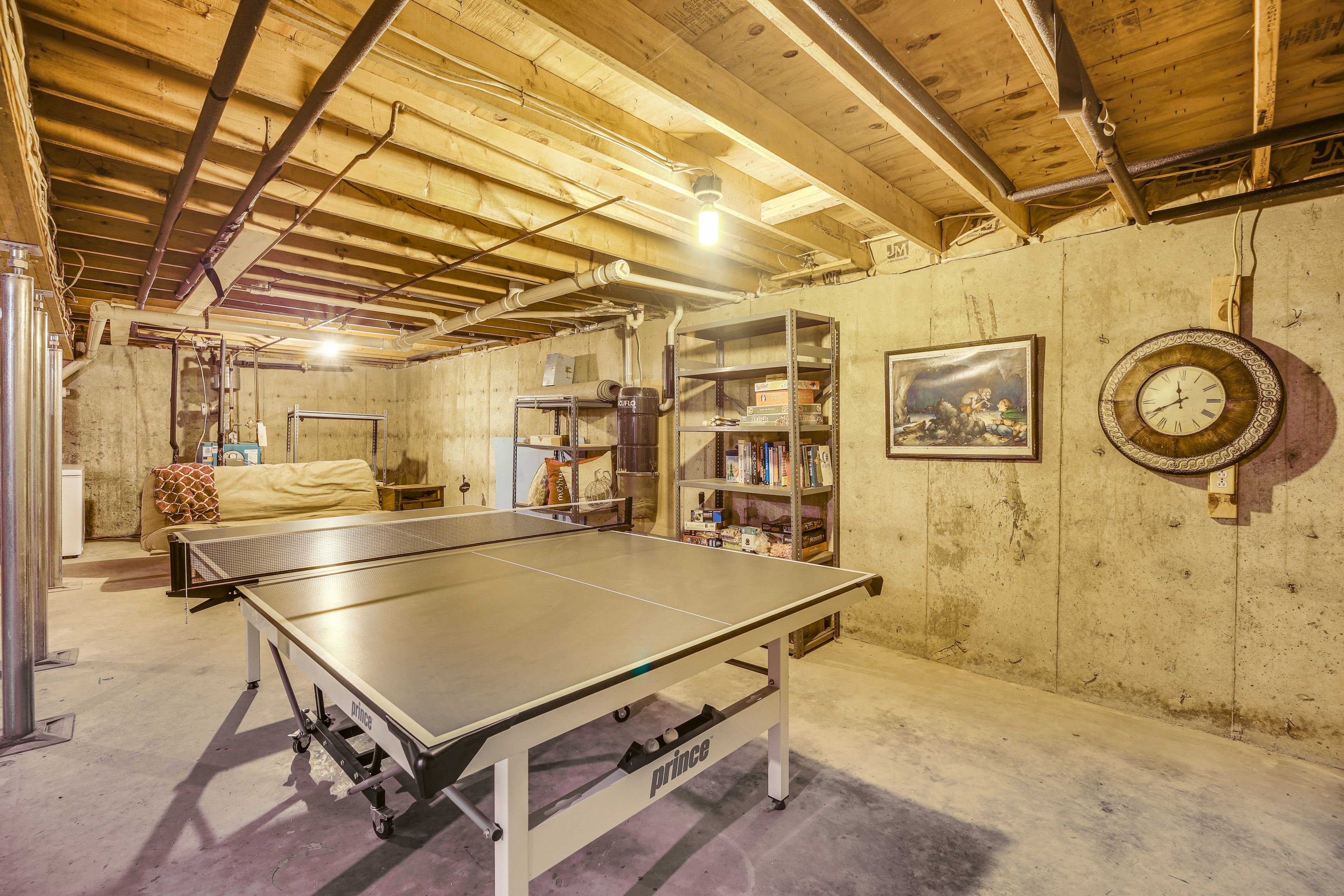 Basement | Full Futon | Ping-Pong Table | Darts | Washer & Dryer