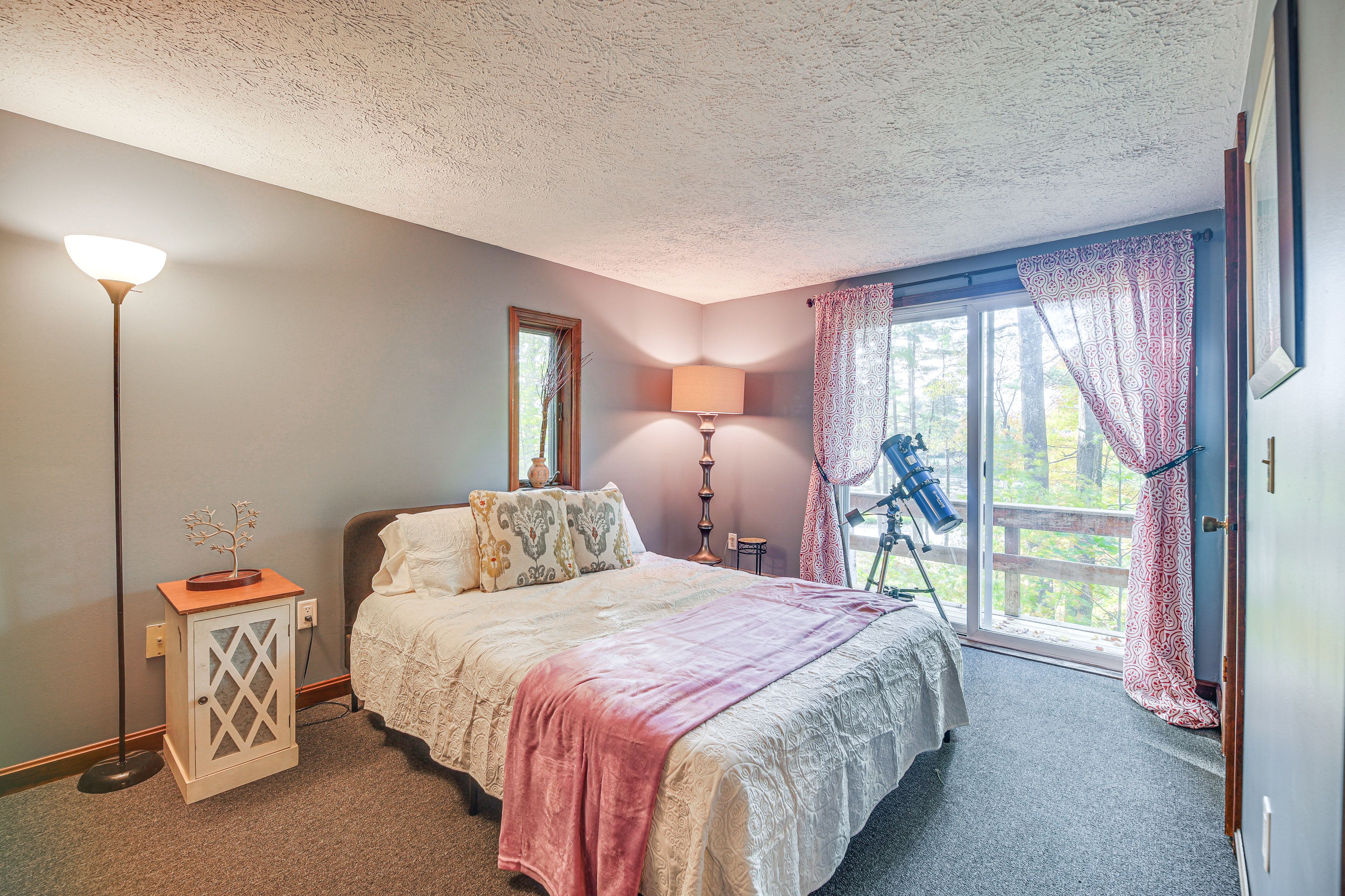 Bedroom 1 | 2nd Floor | Queen Bed | Linens Provided | Telescope