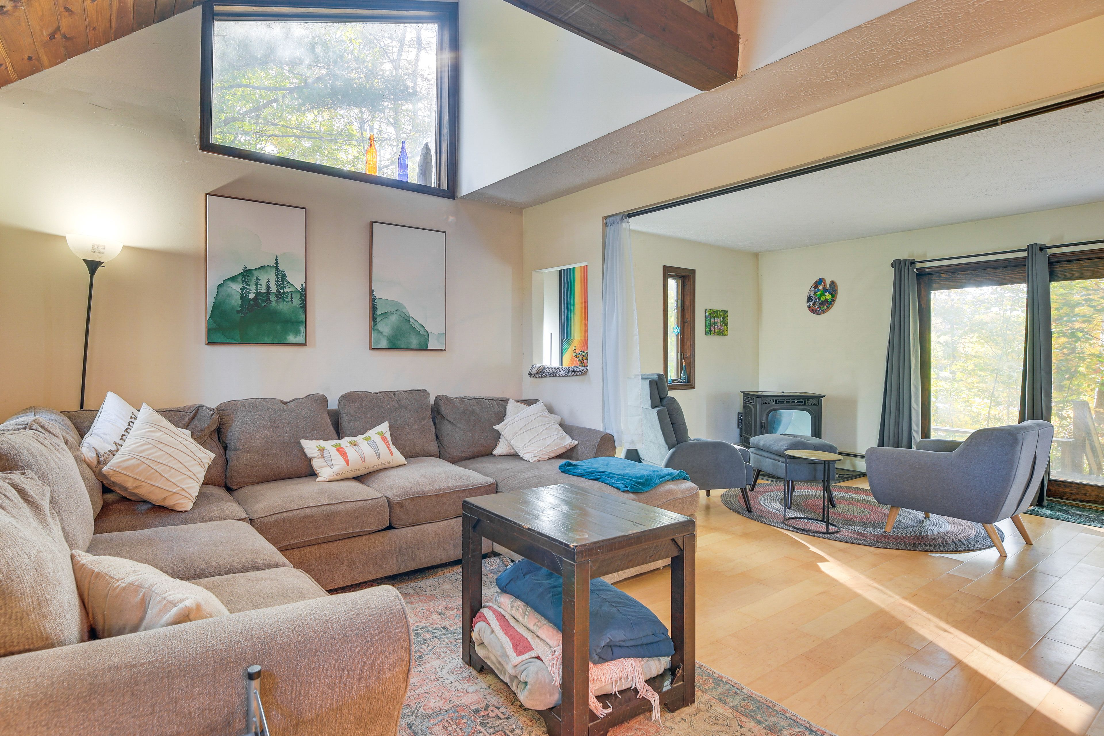 Living Space | 1st Floor | Free WiFi