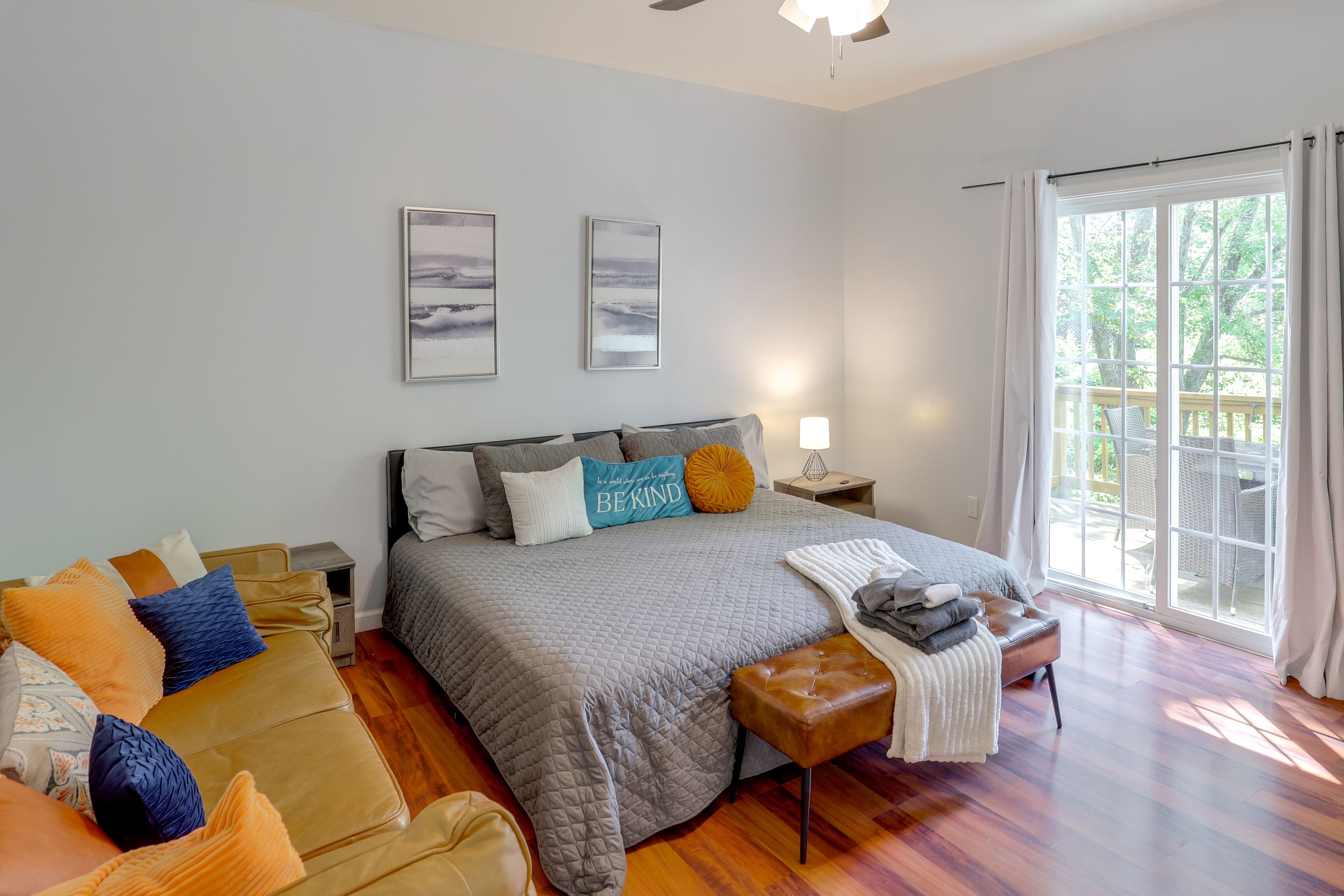 Bedroom 1 | King Bed | 1st Floor