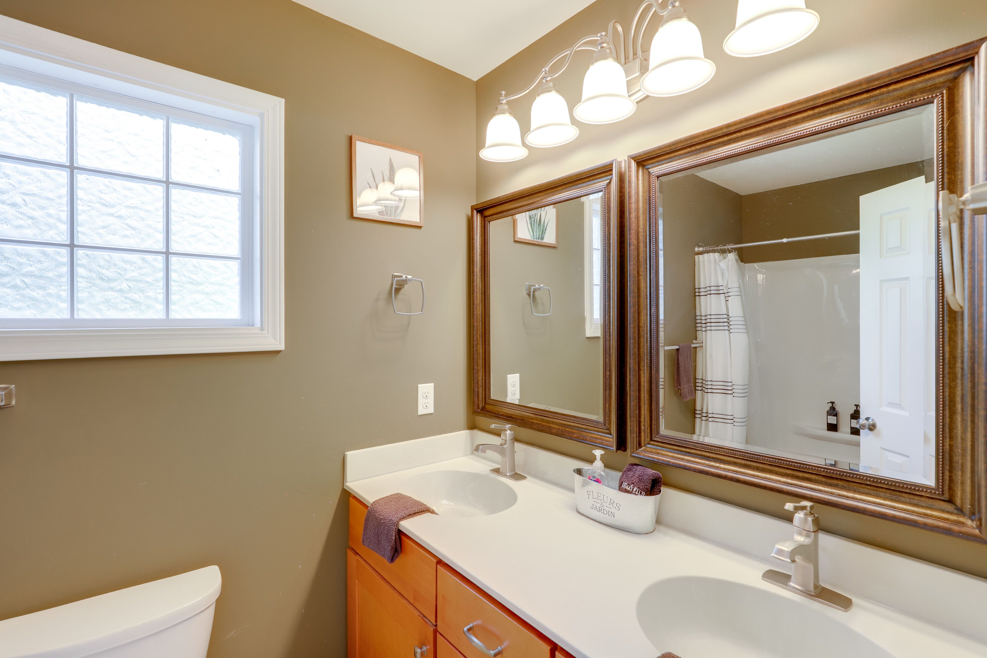 En-Suite Bathroom | Bathtub/Shower | 2nd Floor