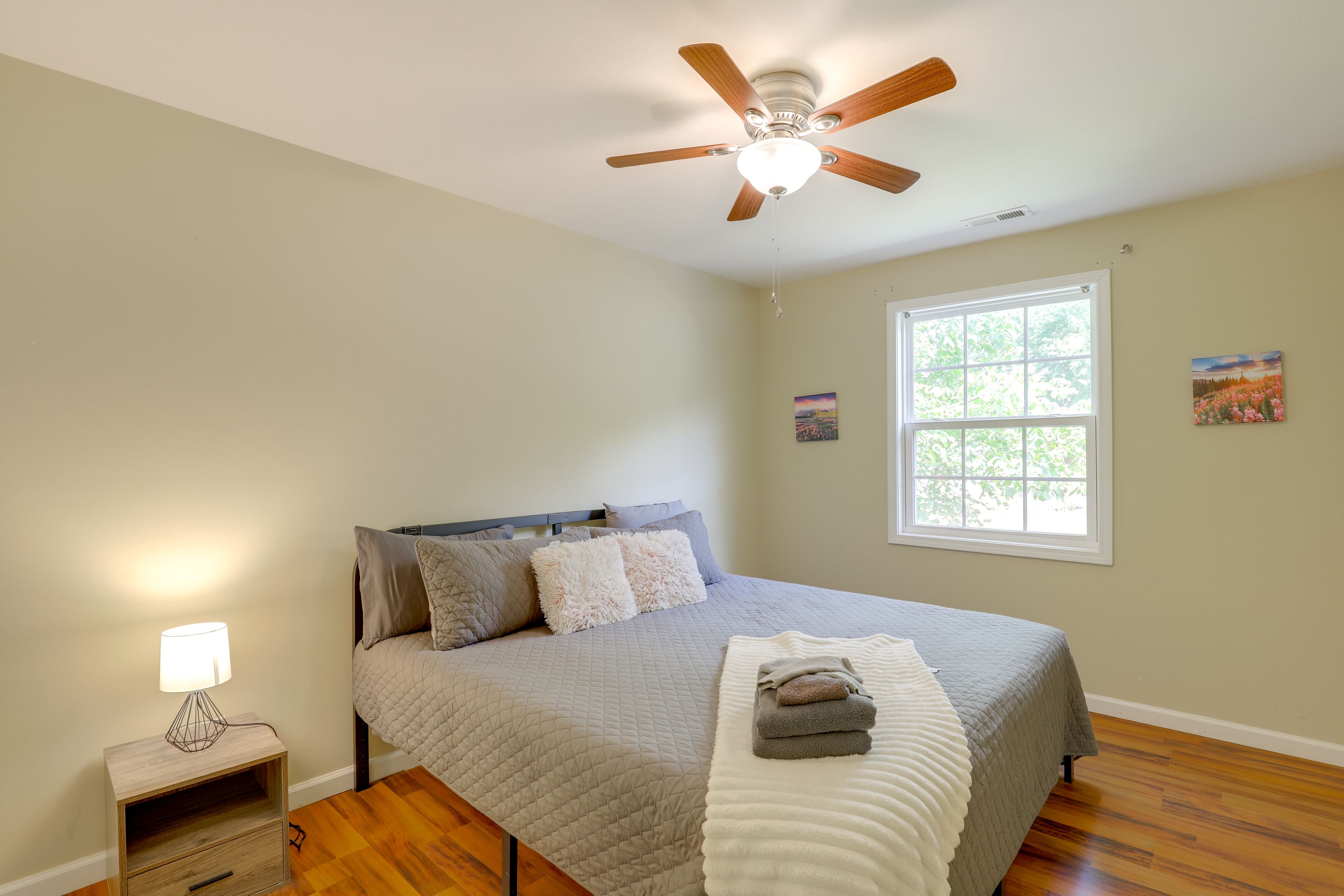 Bedroom 3 | King Bed | 2nd Floor