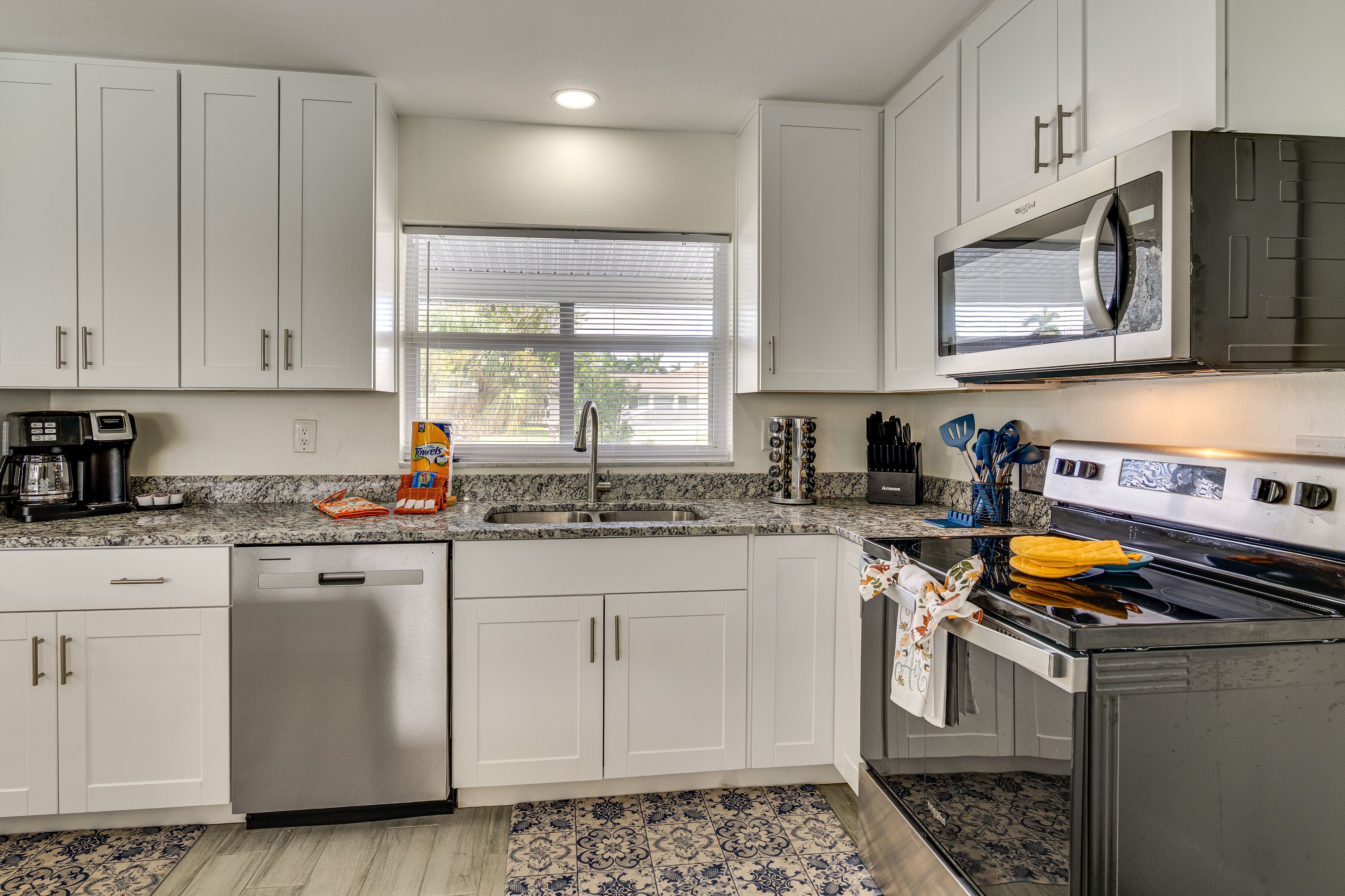 Kitchen | Cooking Basics | Dual Coffee Maker | Microwave | Spices