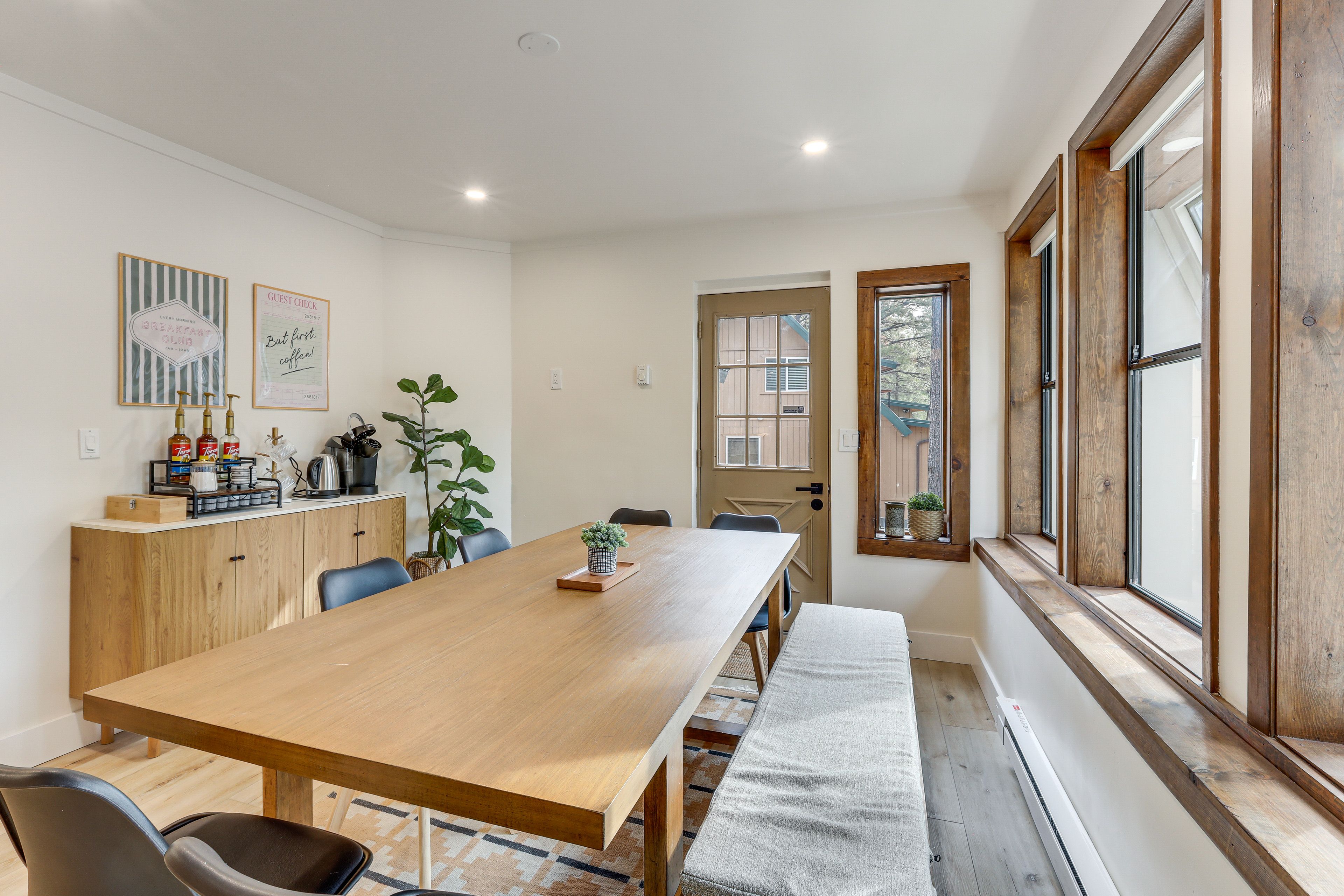 Dining Area | 1st Floor