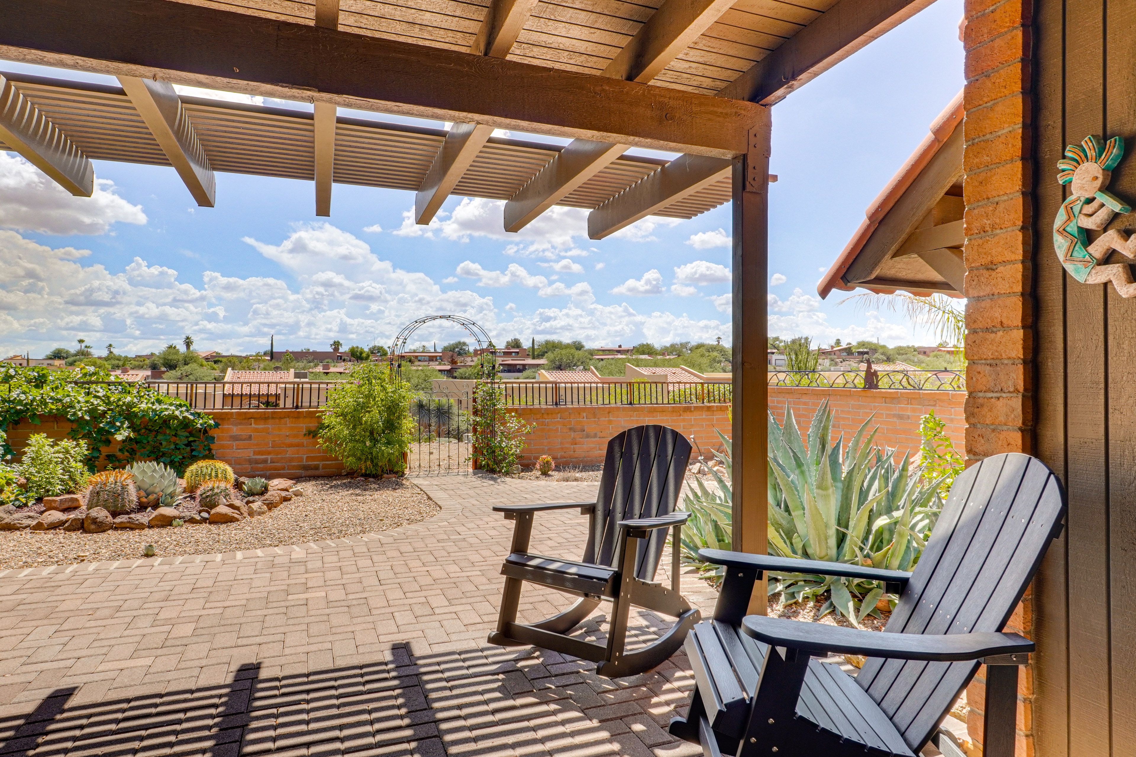Green Valley Vacation Rental | 2BR | 2BA | 1,350 Sq Ft | Small Step to Enter