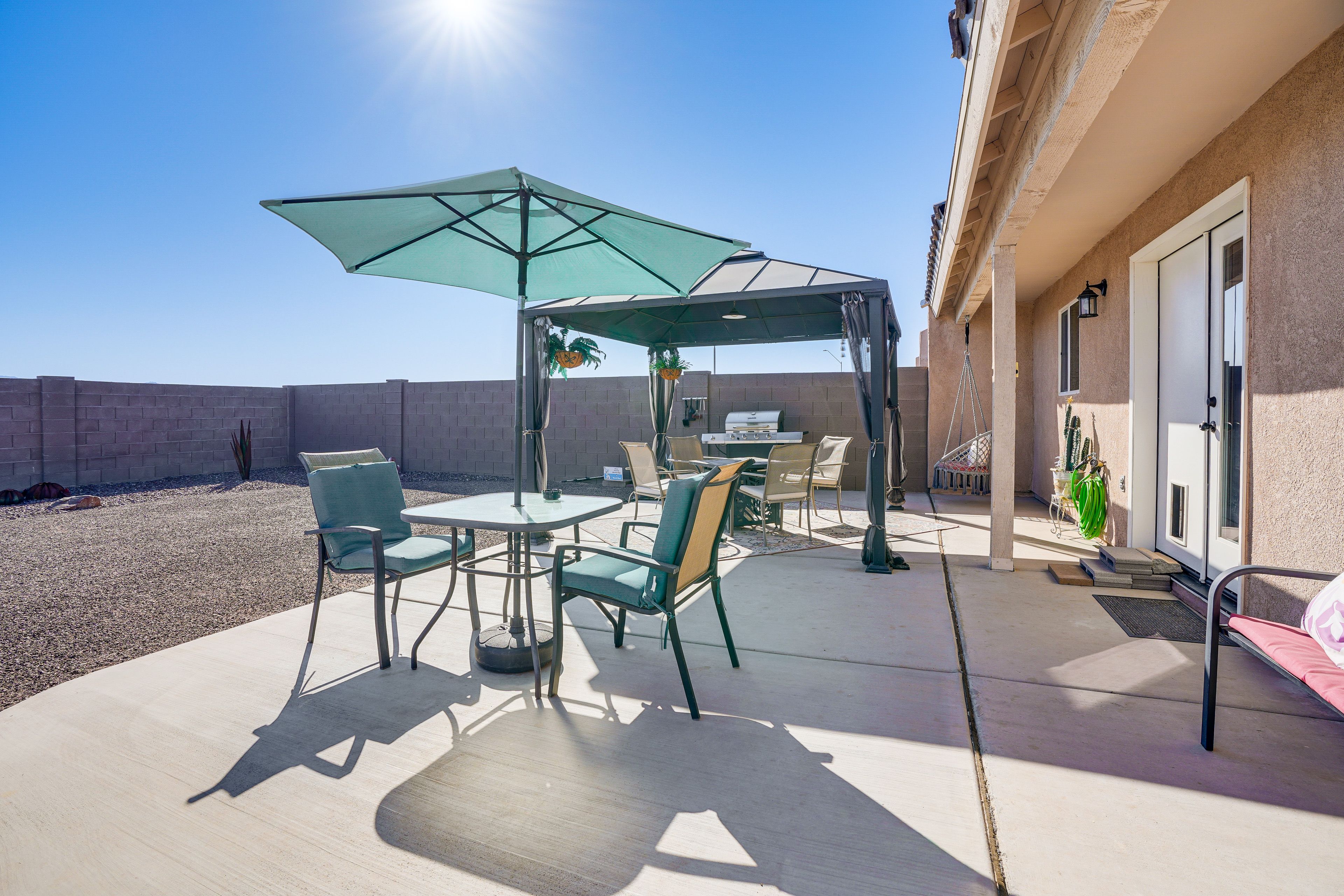 Private Patio | Fire Pit | Gas Grill