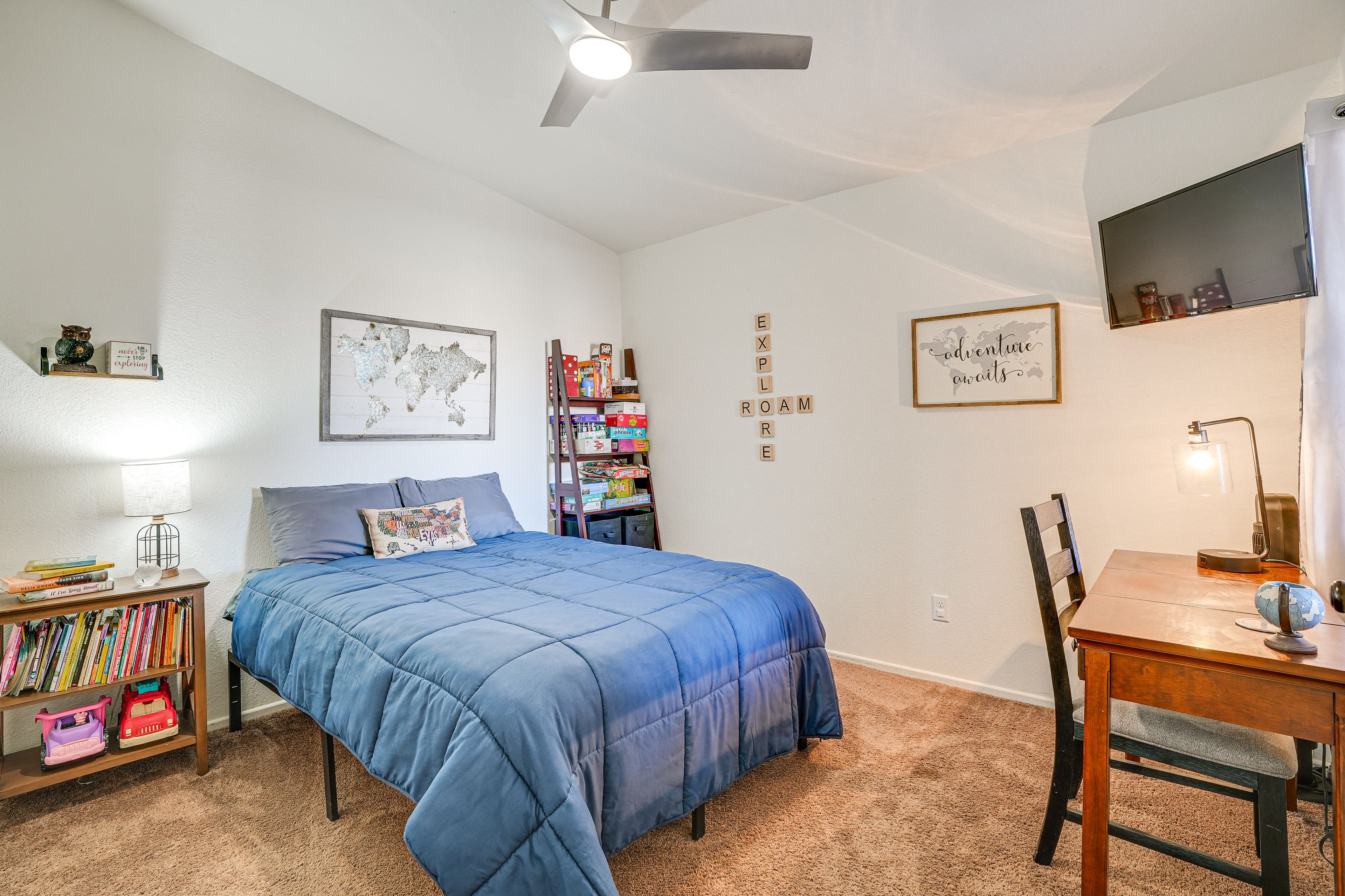 Bedroom 3 | Full Bed | Kid's Games & Books