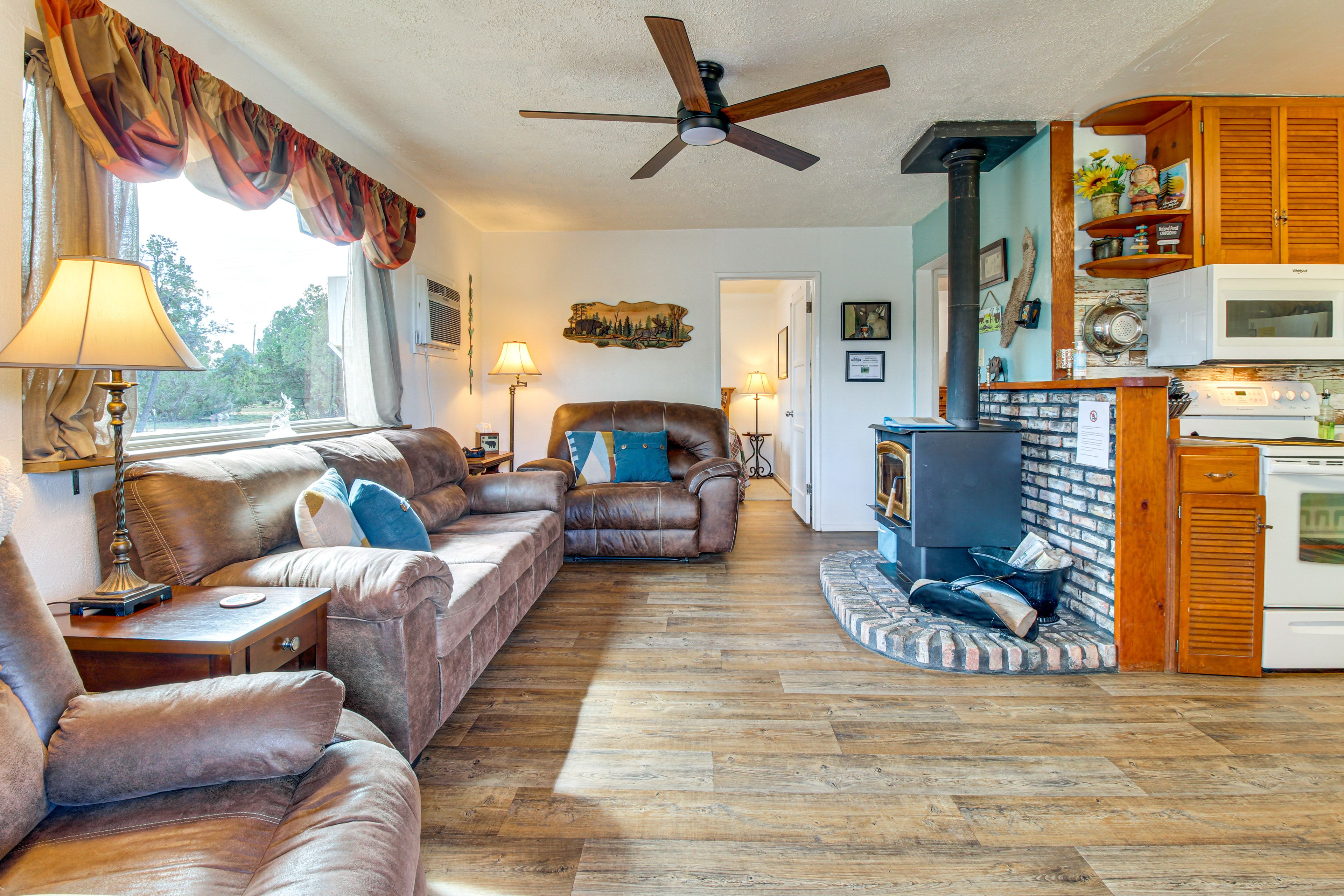 Interior | Single-Story Cabin | Self Check-In