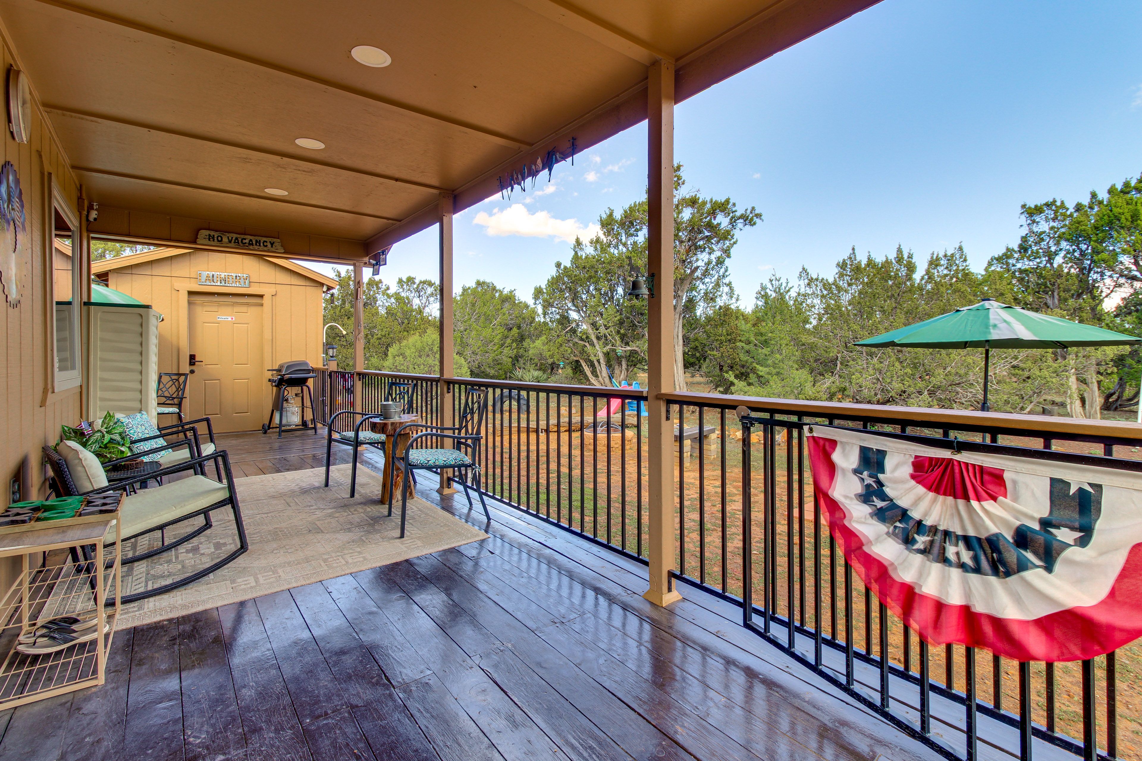 Heber Vacation Rental | 2BR | 1BA | 700 Sq Ft | Step-Free Access