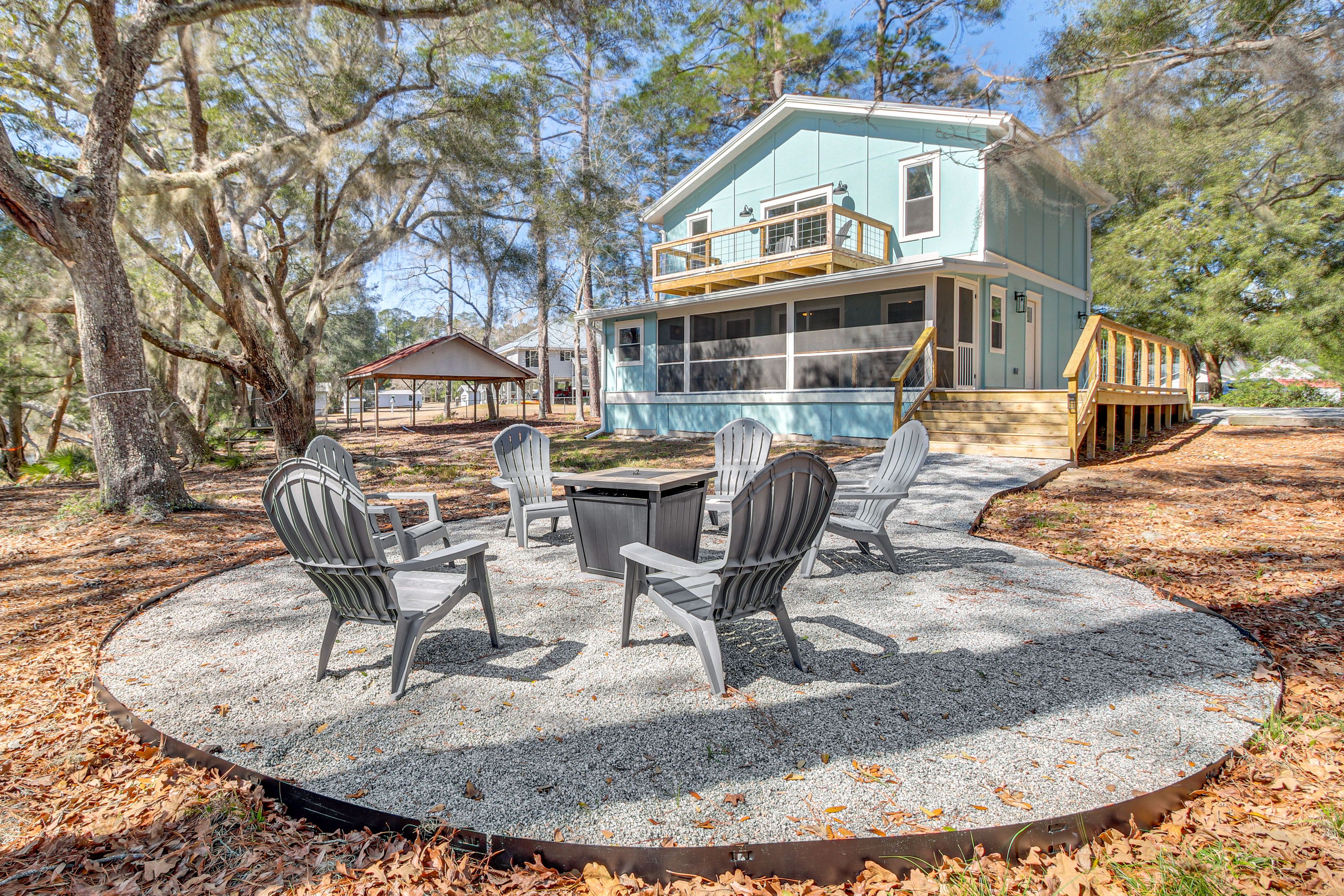 Property Exterior | Private Yard
