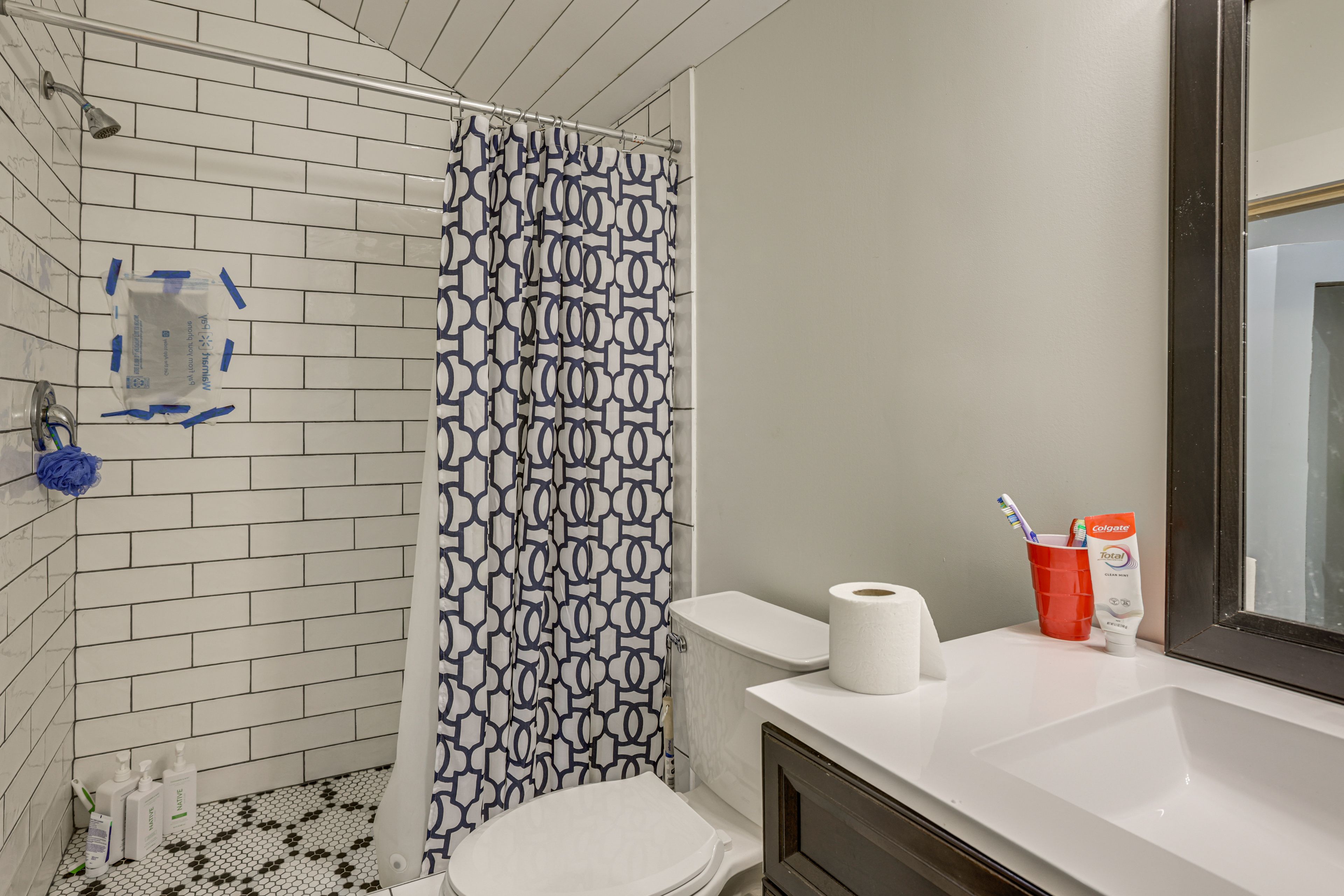 Bathroom | Towels Provided | Upper Floor