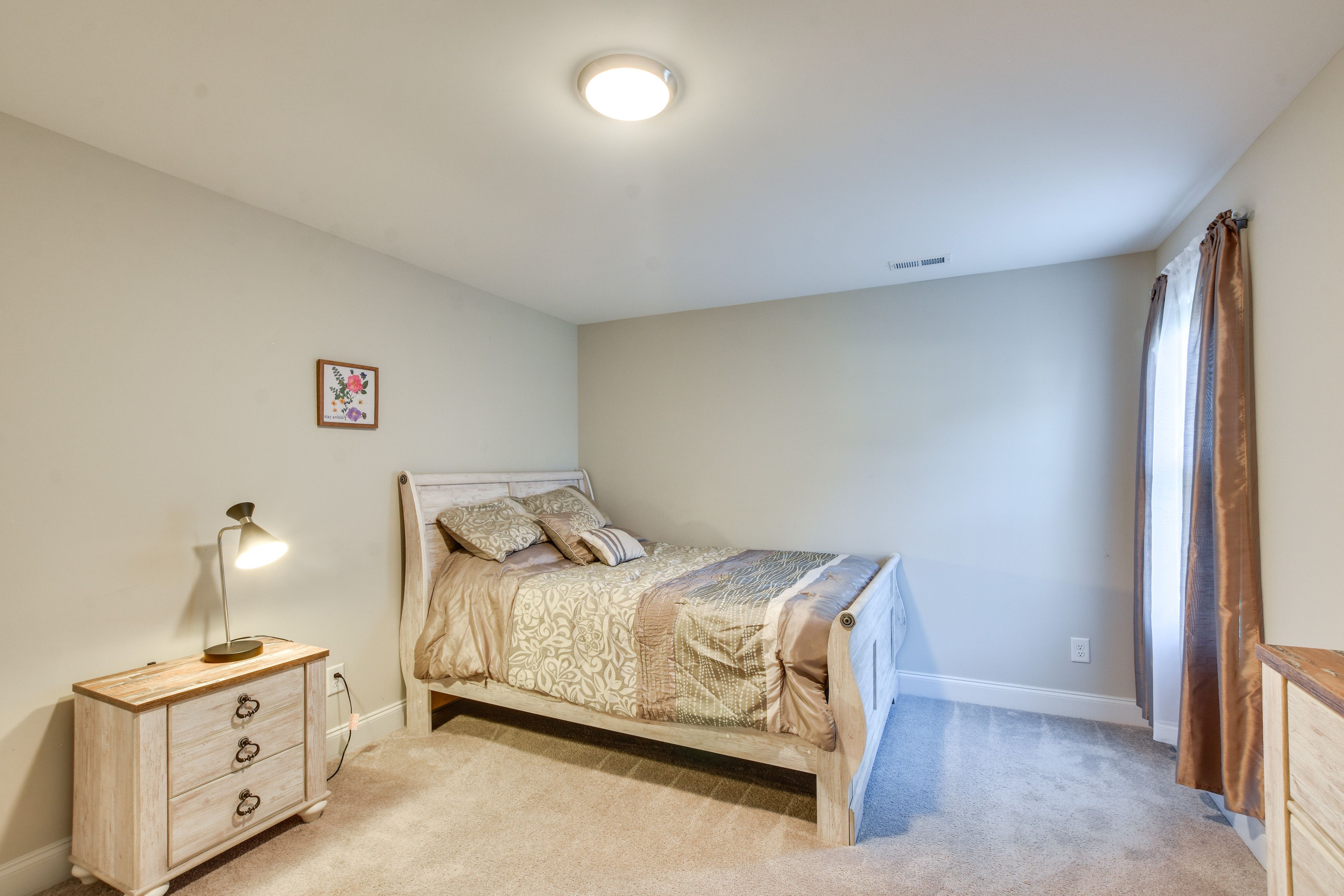 Bedroom 1 | 2nd Floor | Queen Bed | Linens Provided