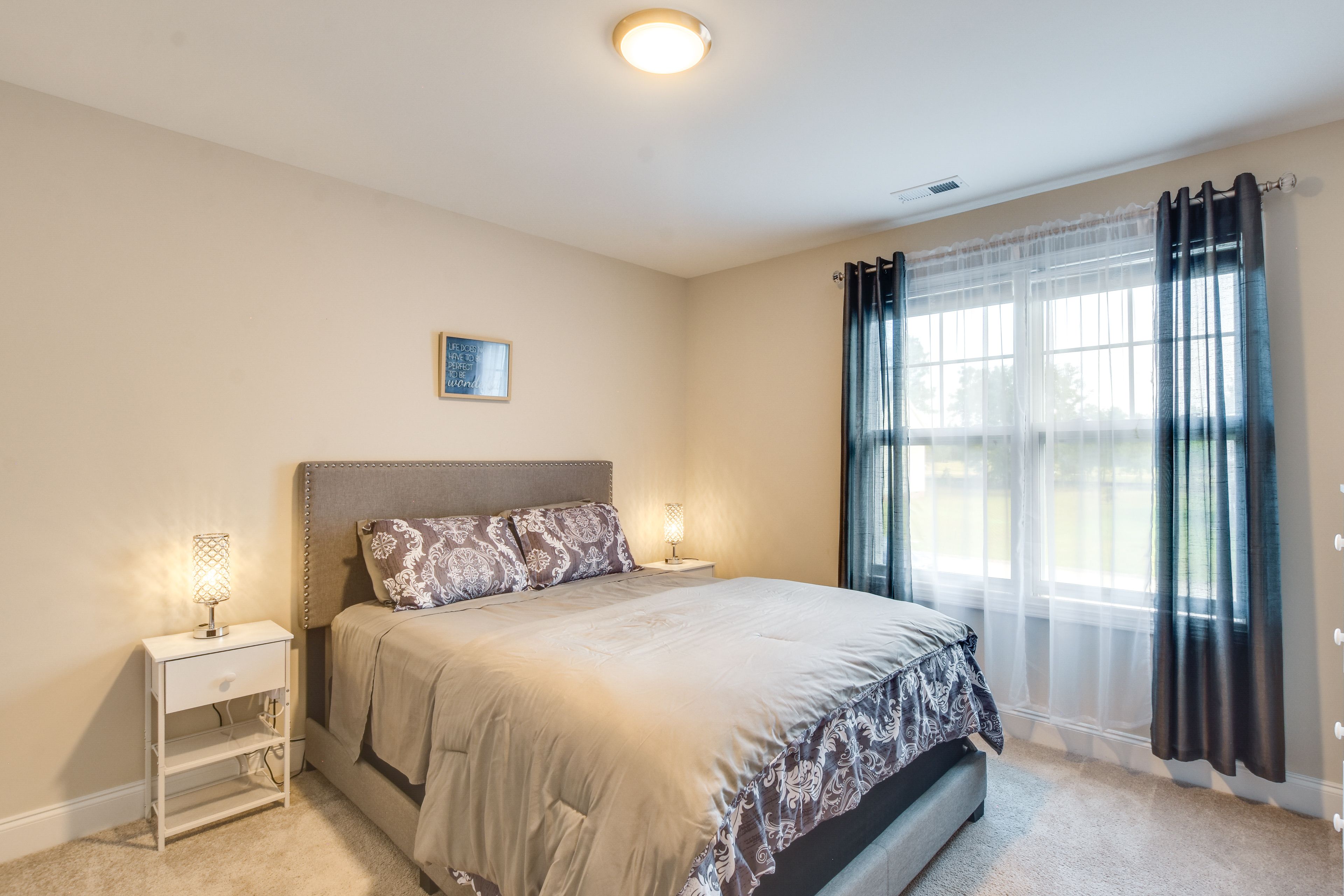 Bedroom 2 | 2nd Floor | Queen Bed