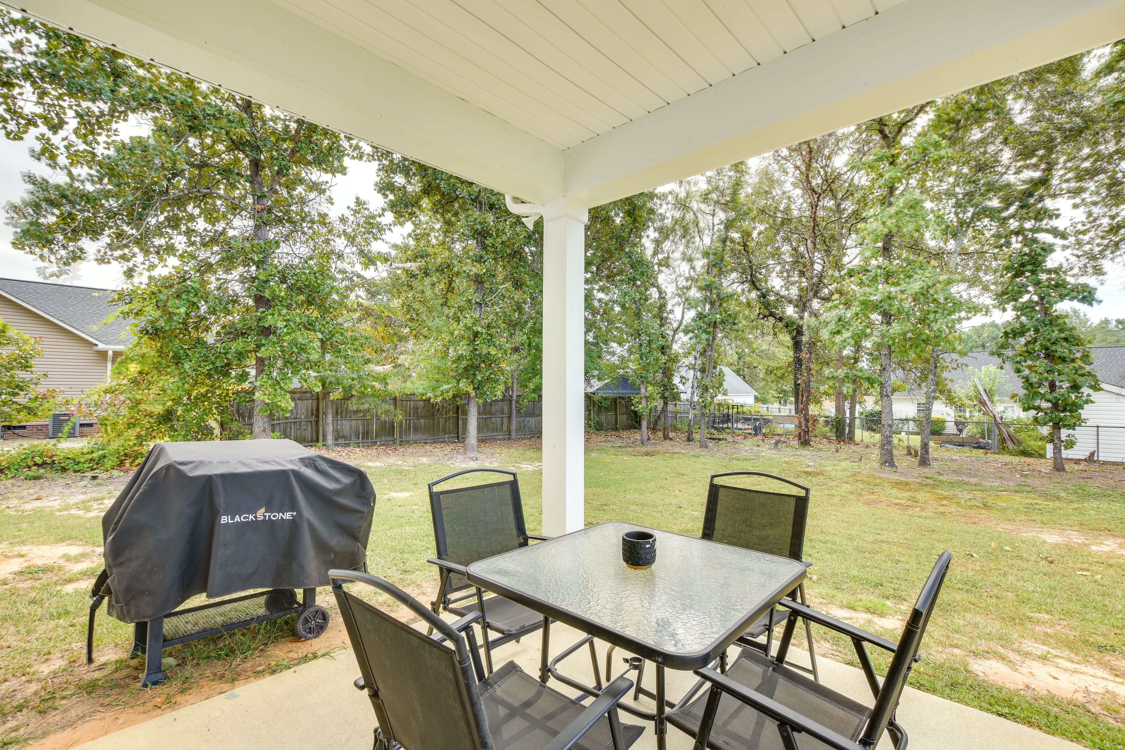 Patio | Outdoor Dining