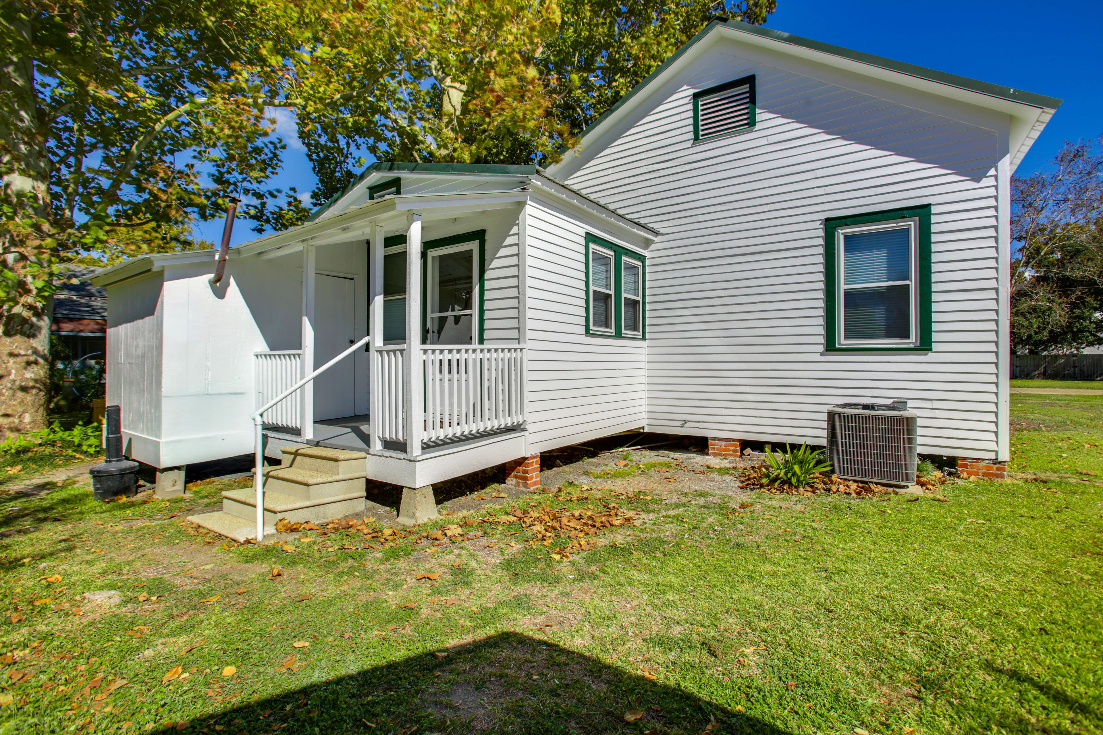 Parking | Grass Area (3 Vehicles)