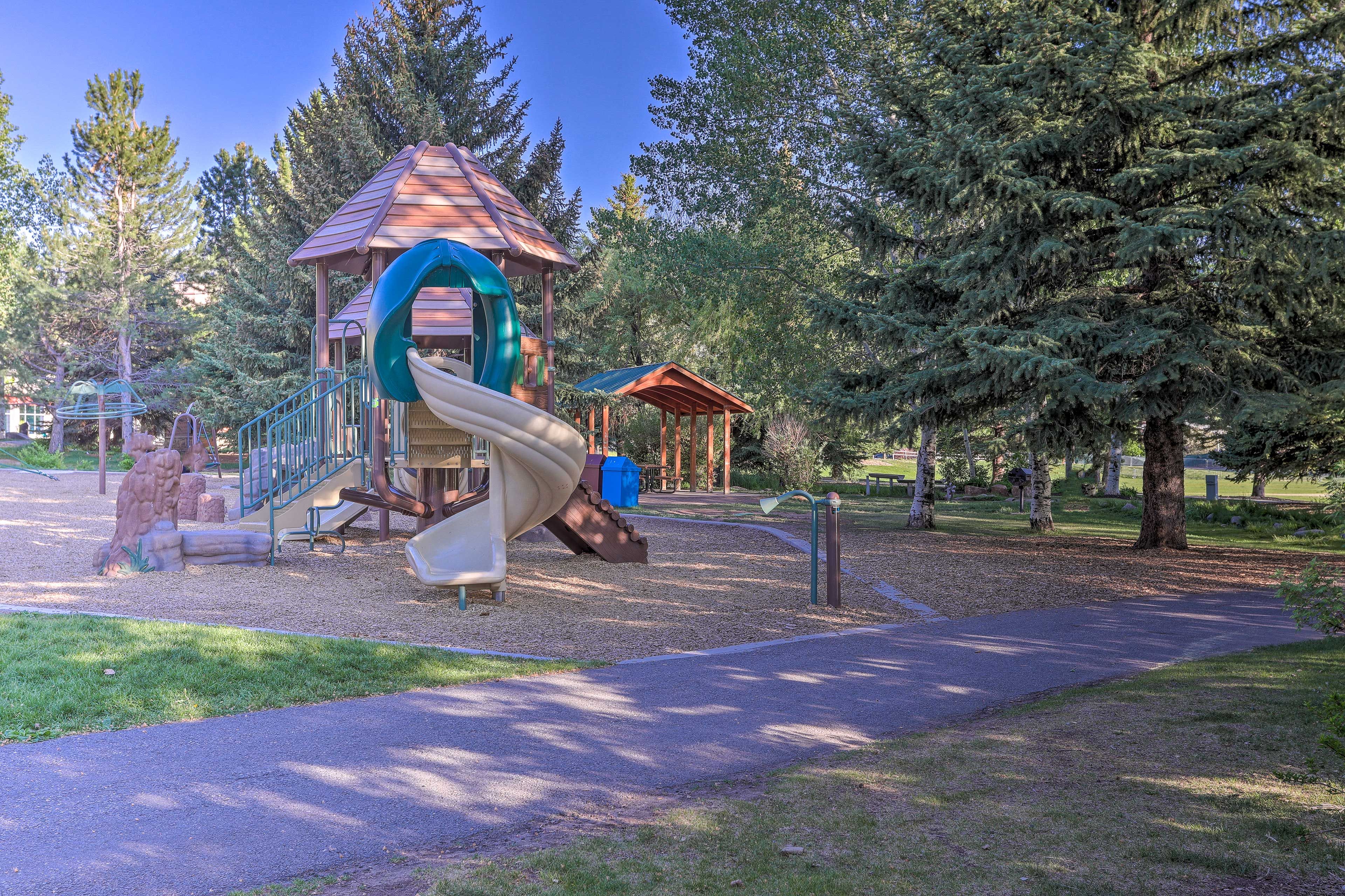 Exterior | Walking Trails | Playground