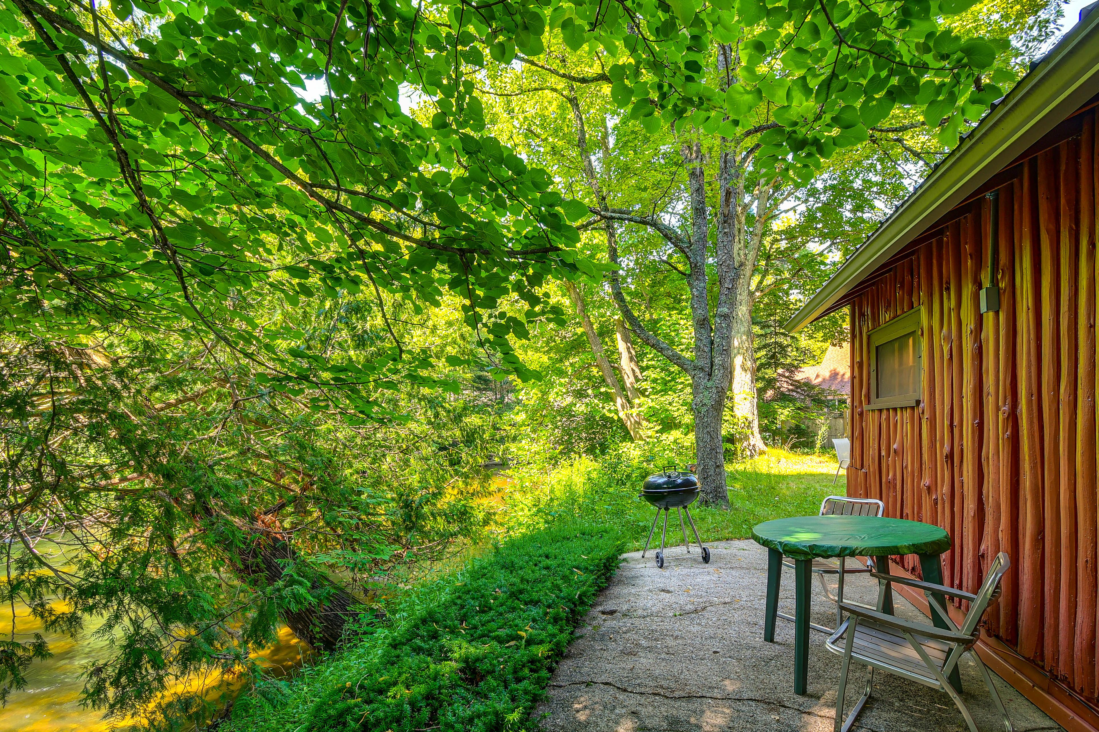 Furnished Patio | River Views