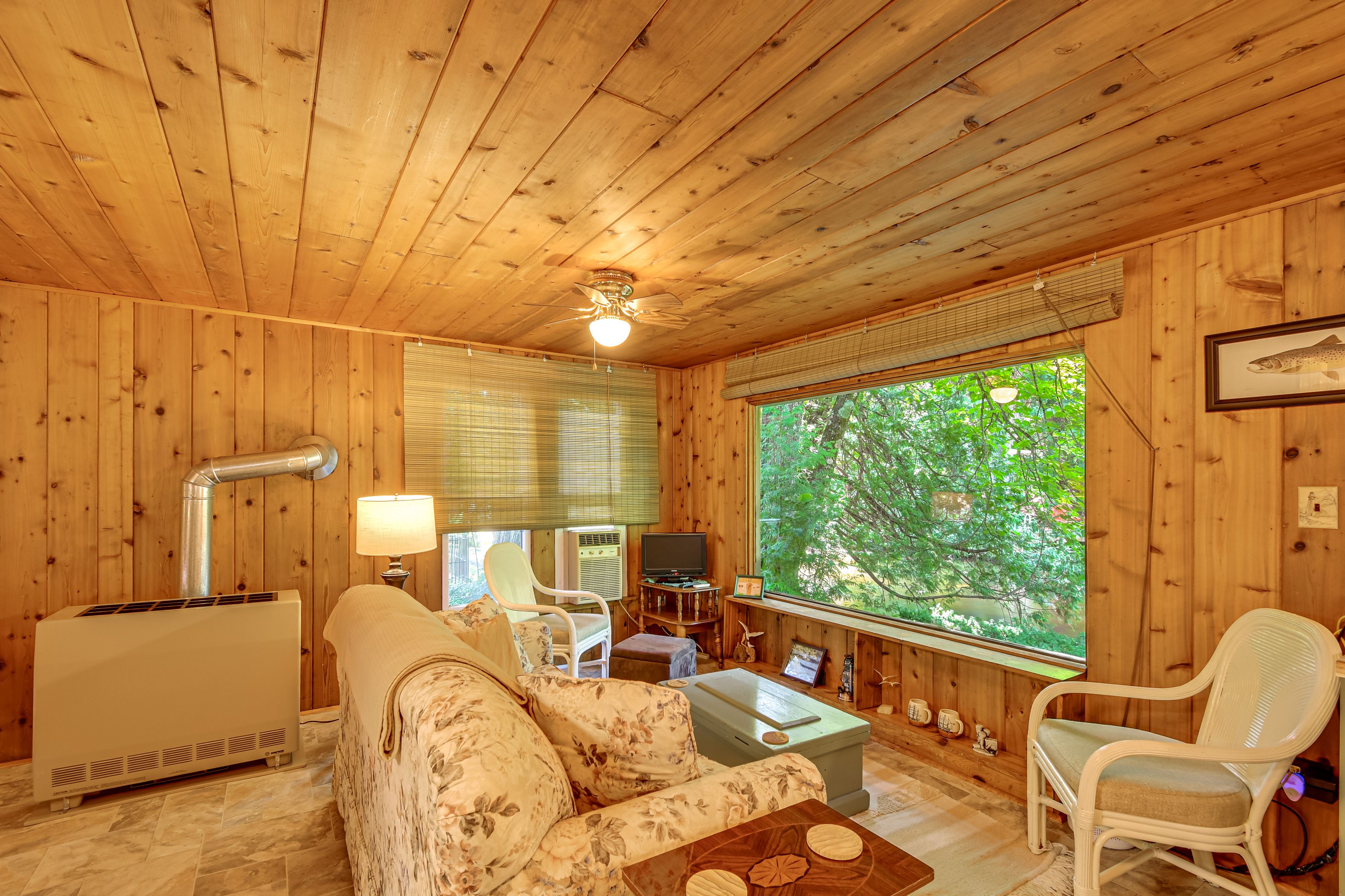 Studio | Seating Area | Board Games