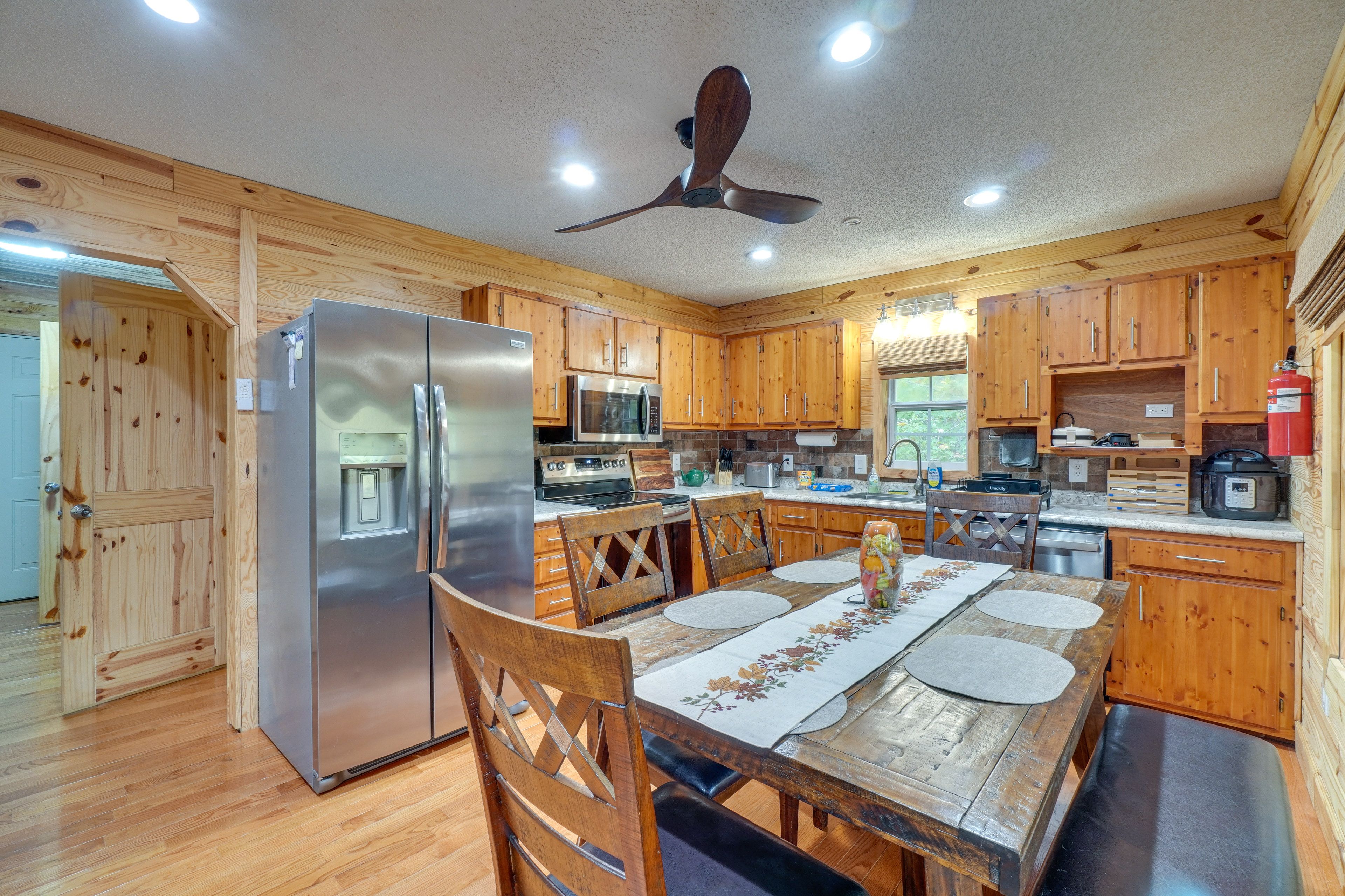 Dining Area | Kitchen | Cooking Basics