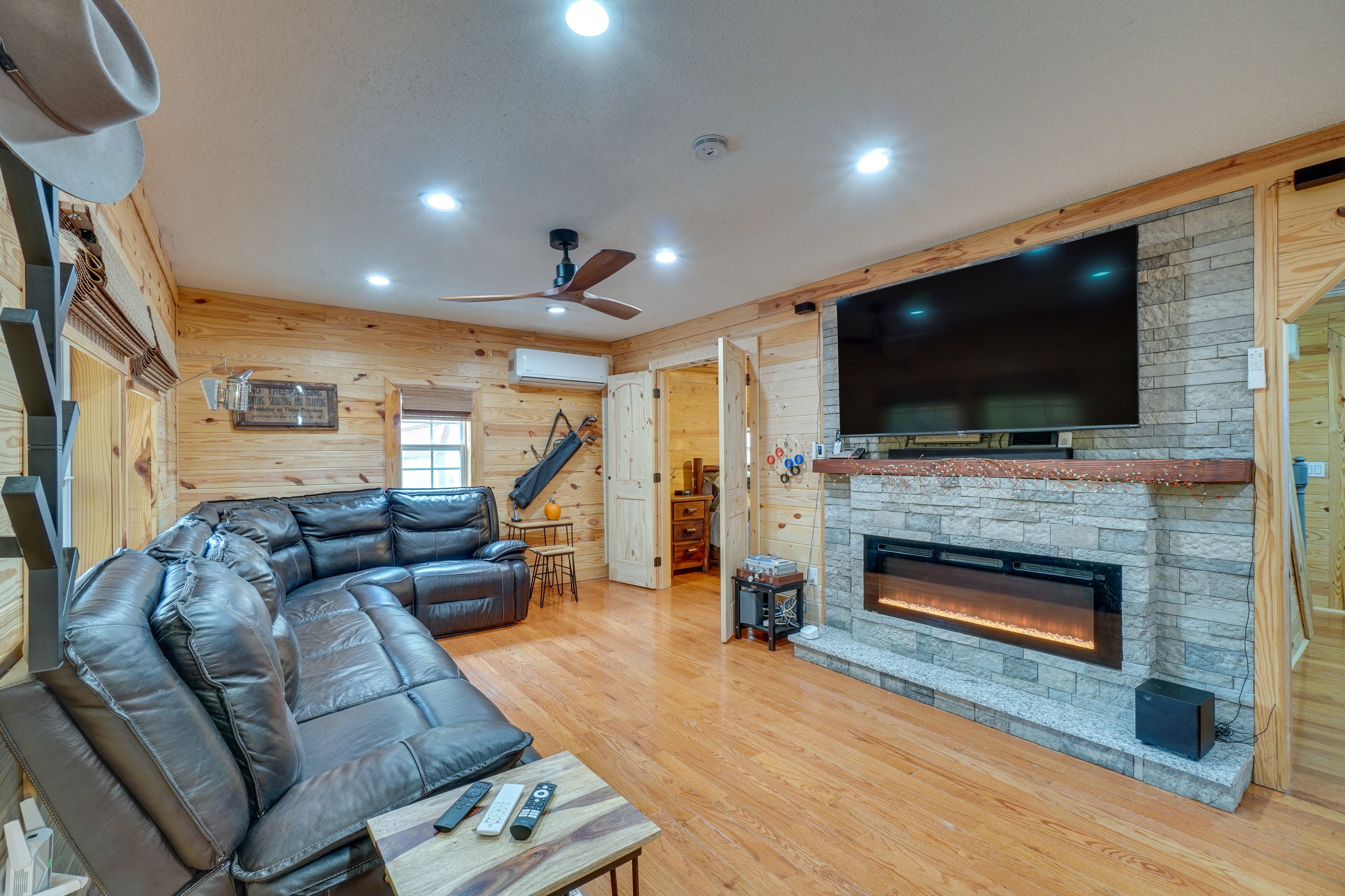 Oneida Vacation Rental | 3BR | 2BA | Steps Required | 1,250 Sq Ft