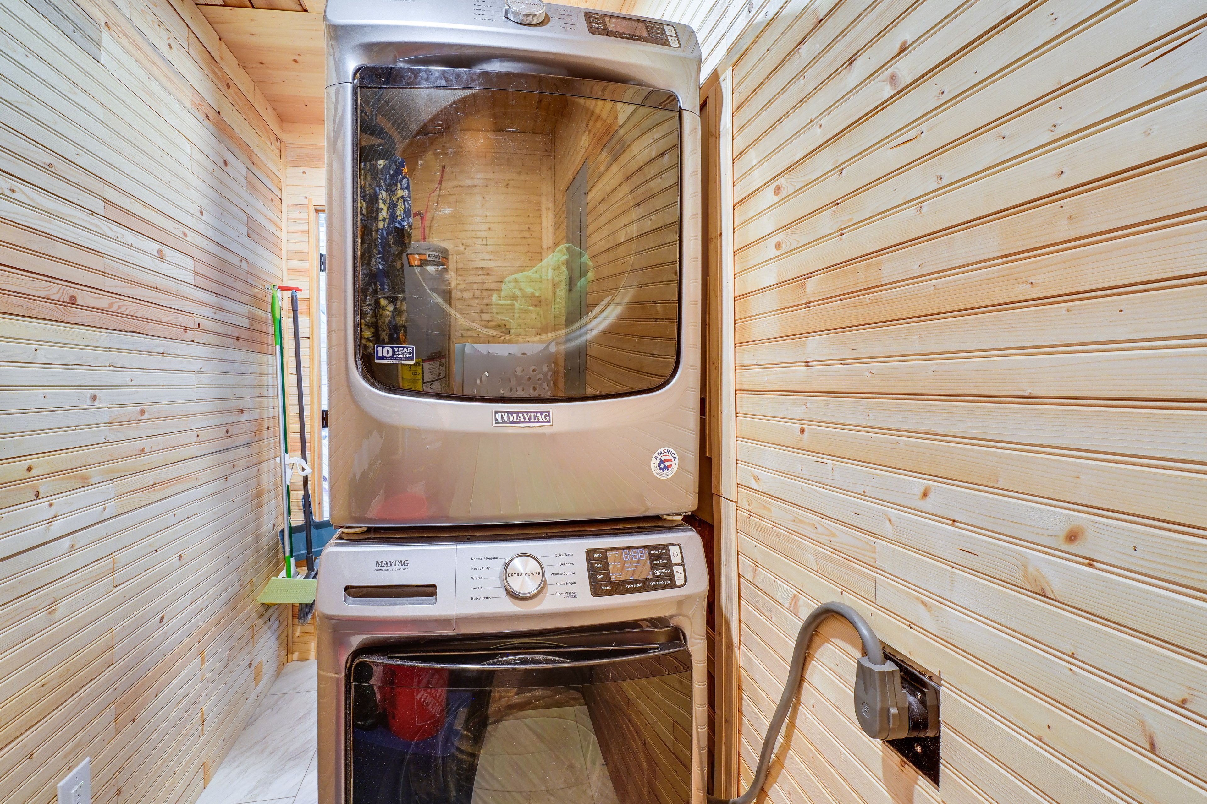 Washer/Dryer | 1st Floor