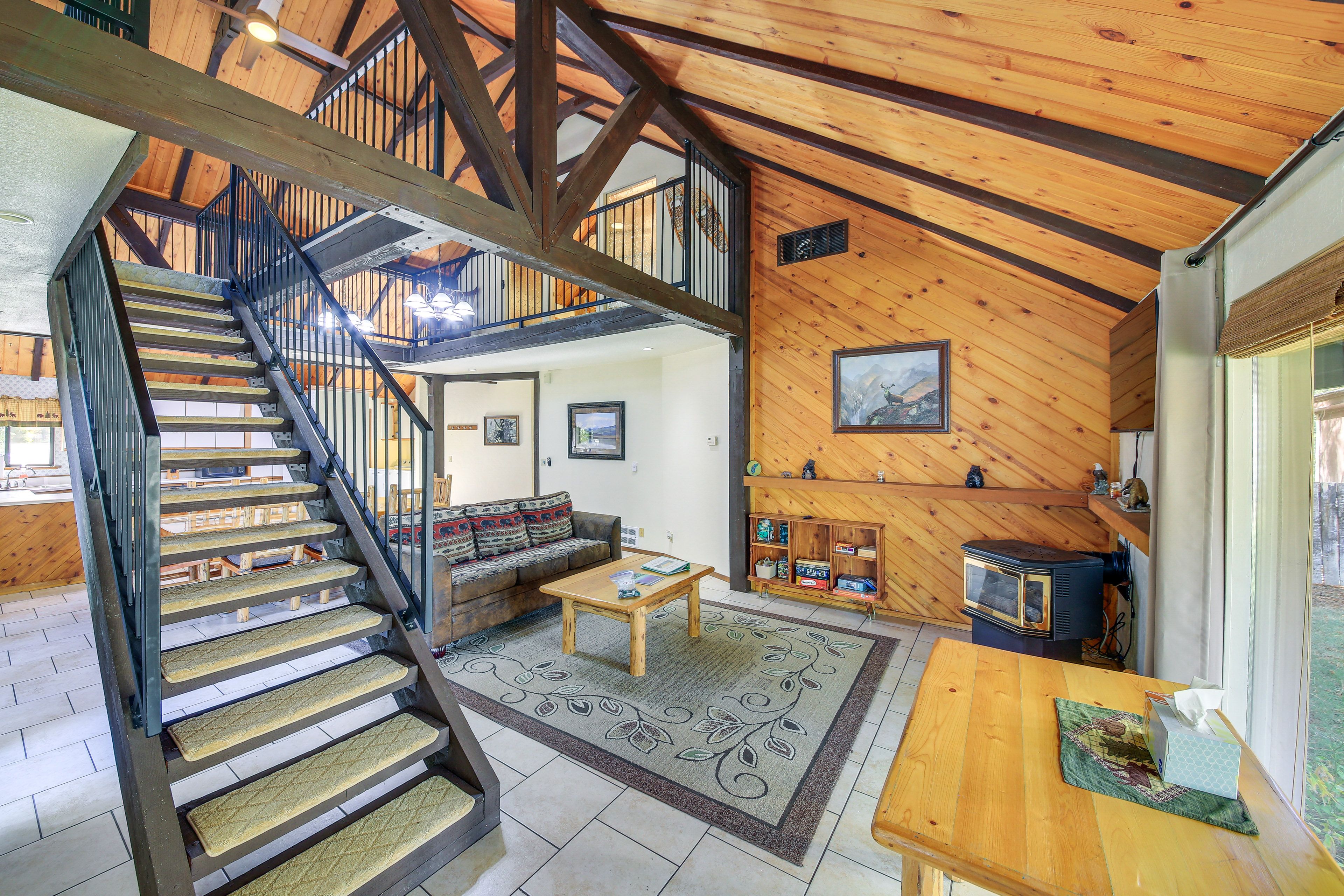 Living Area | TV | Fireplace | Board Games