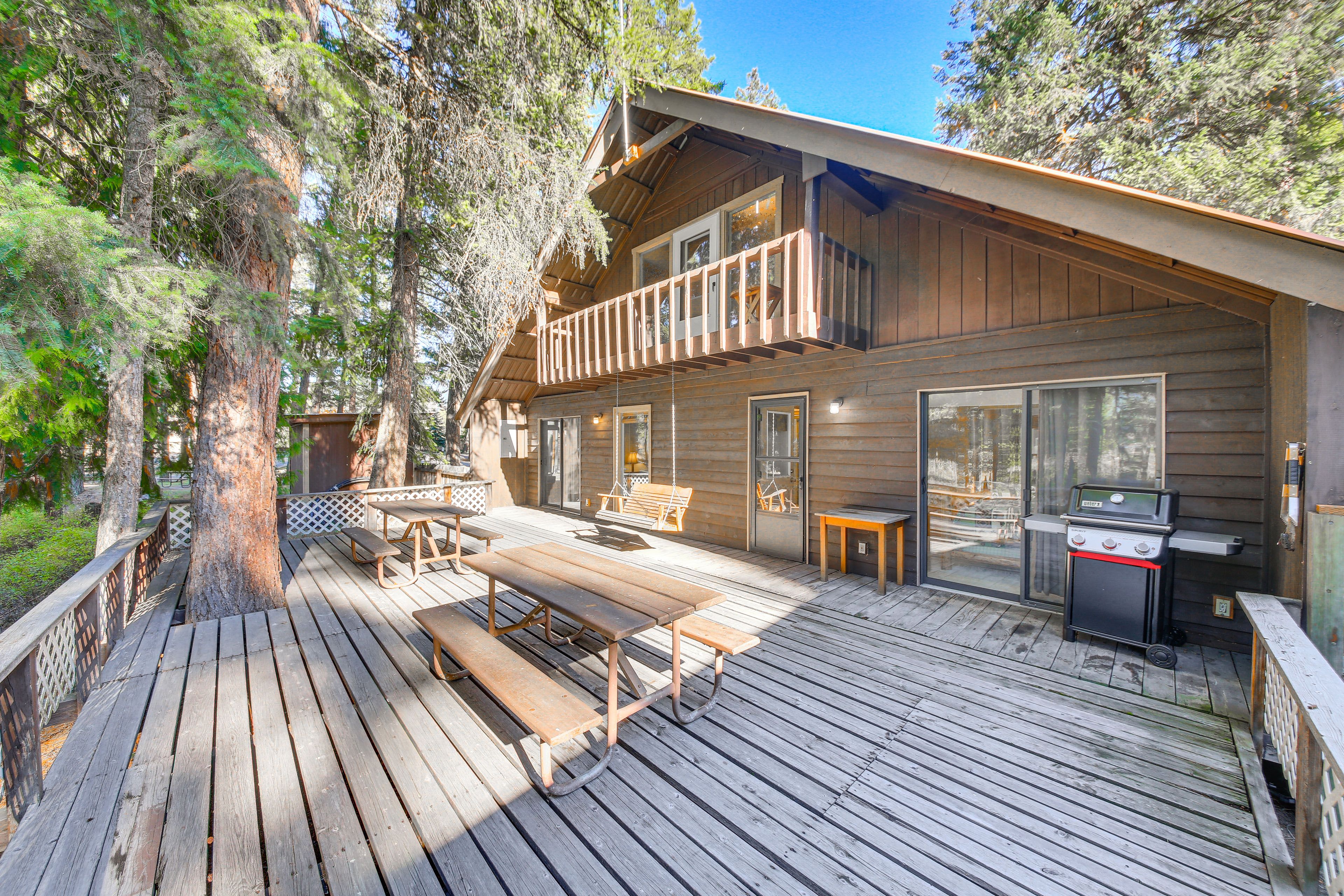 Libby Vacation Rental | 3BR | 2.5BA | 2 Steps to Enter | 1,800 Sq Ft