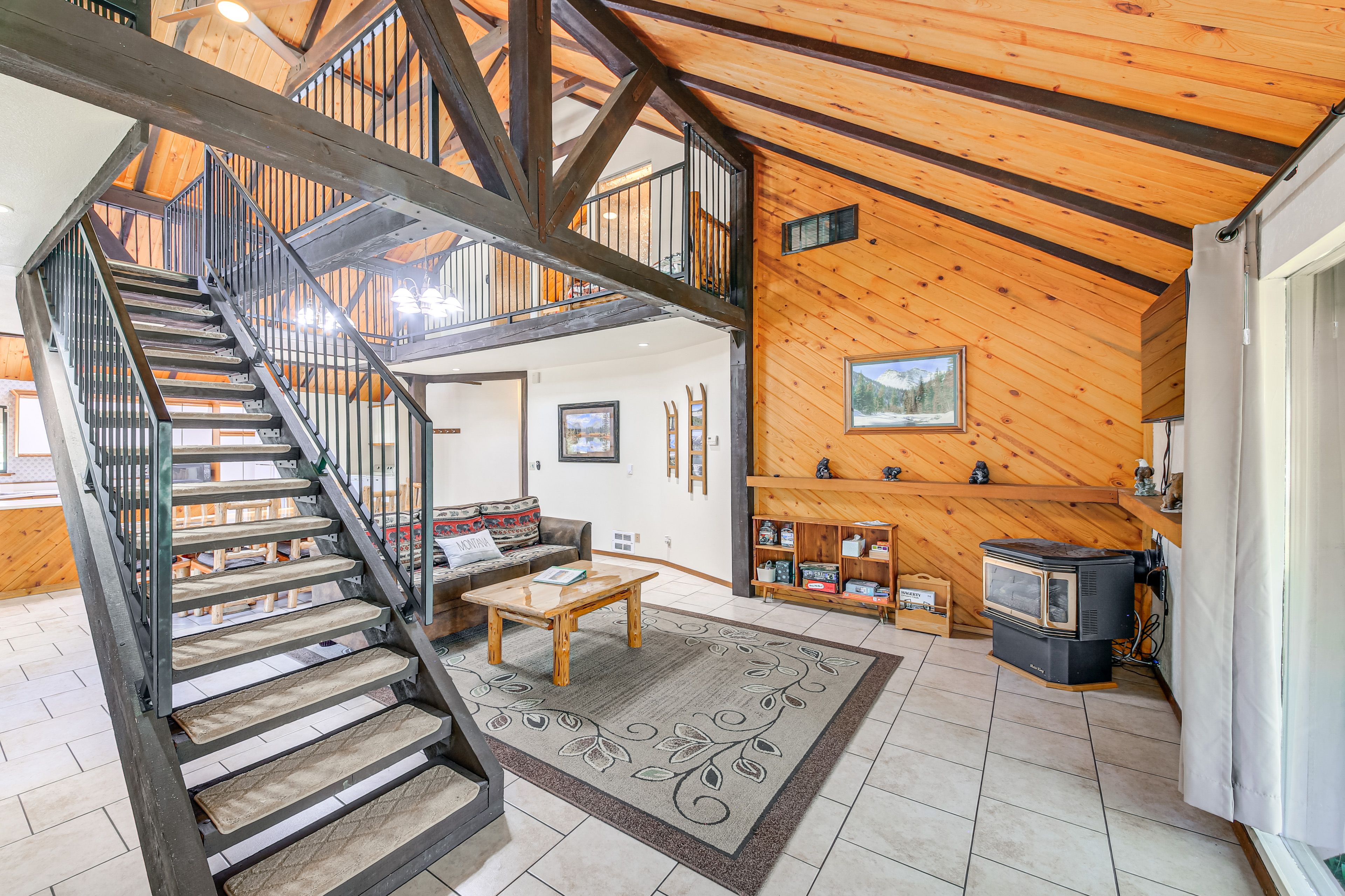 Living Area | TV | Fireplace | Board Games