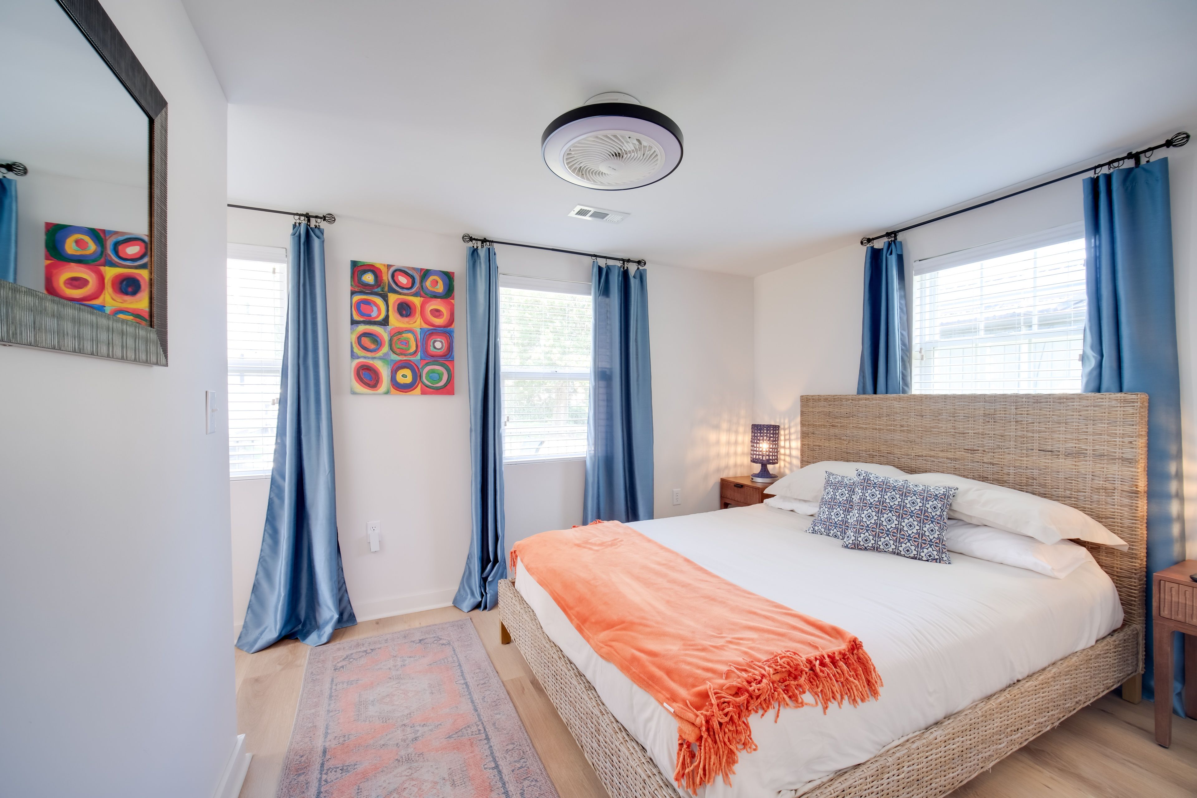 Bedroom | Queen Bed