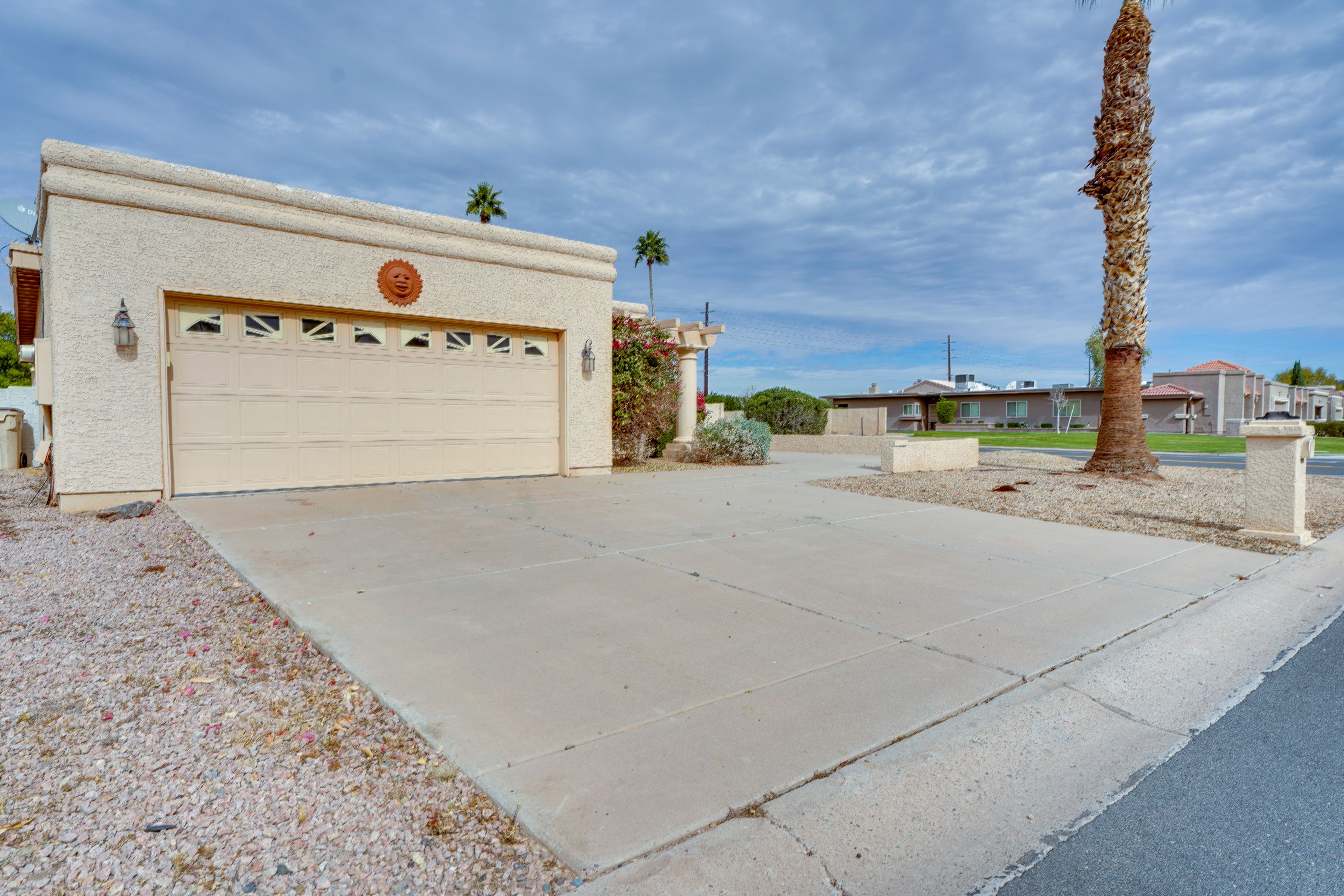 Parking | Garage (1 Vehicle) | Driveway (2 Vehicles)