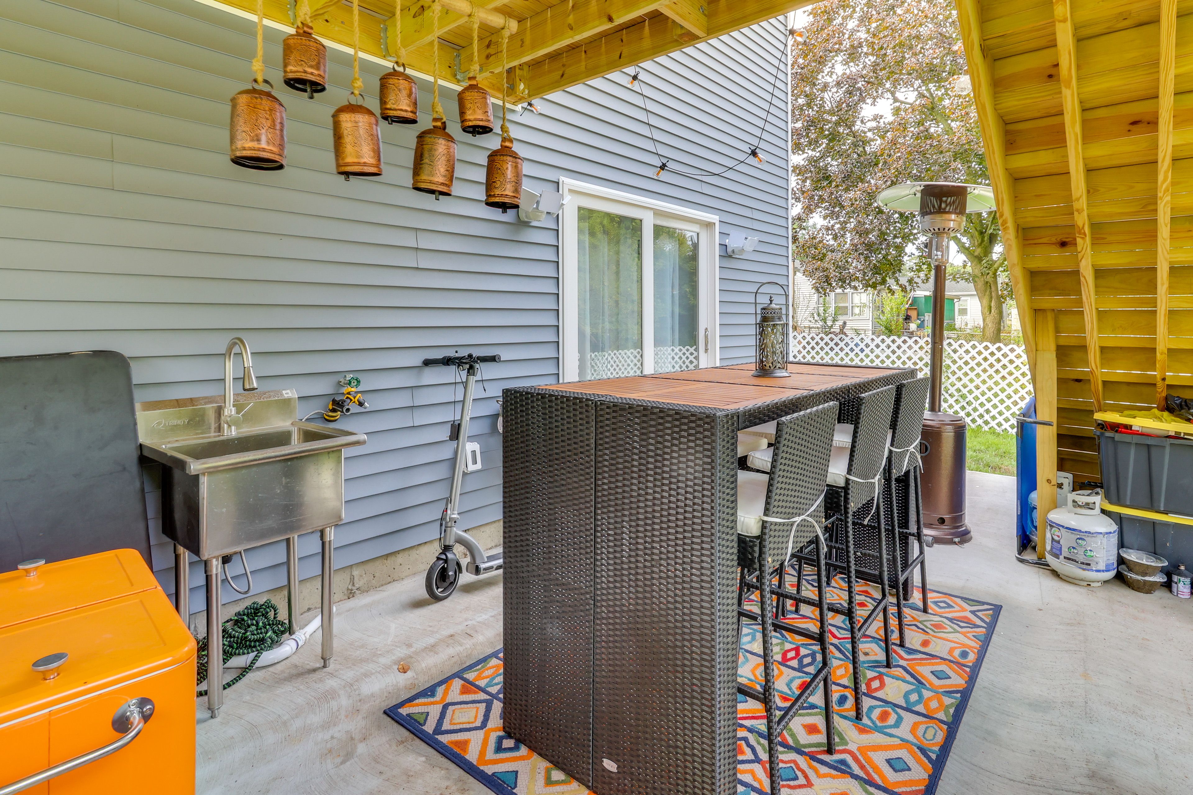 Covered Patio | Dining Area | Gas Grill