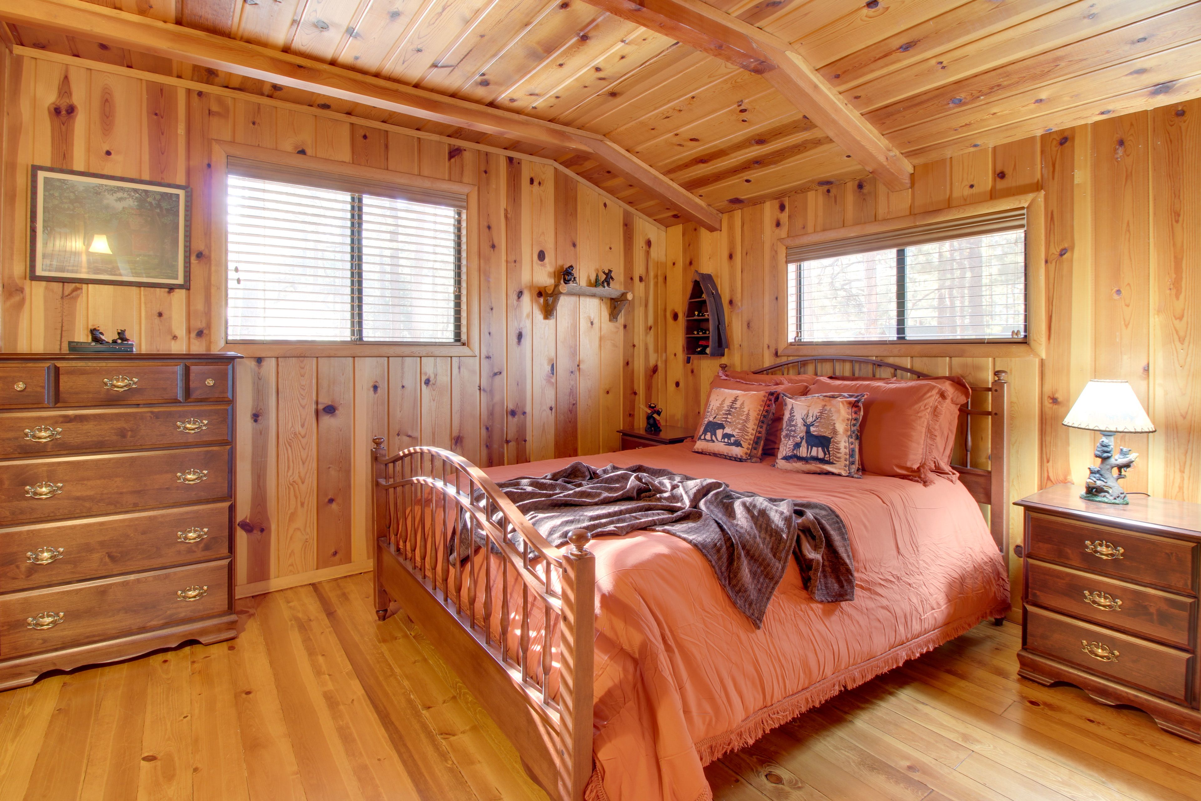 Bedroom 3 | Queen Bed | 2nd Floor