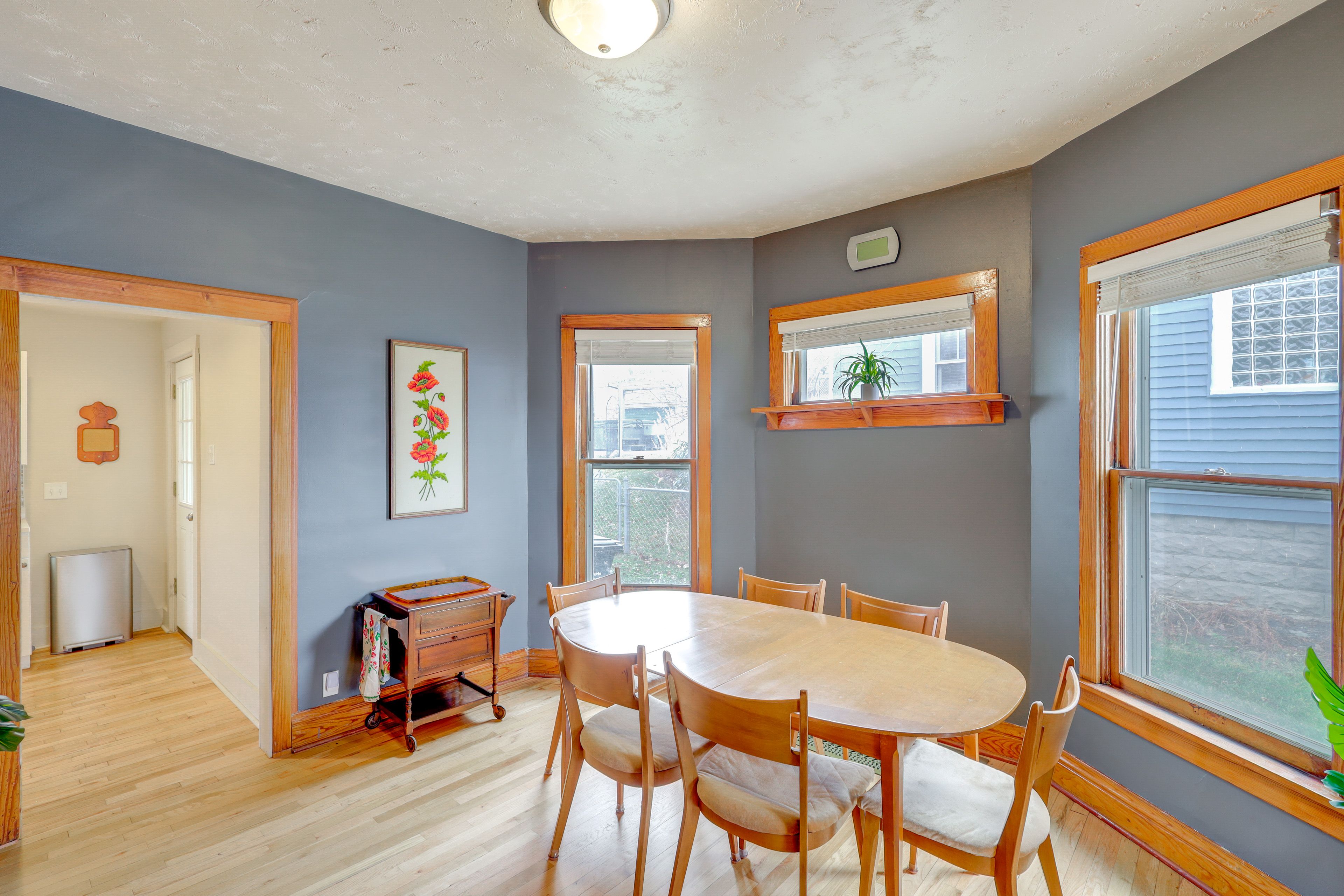 Dining Area | Dishware & Flatware