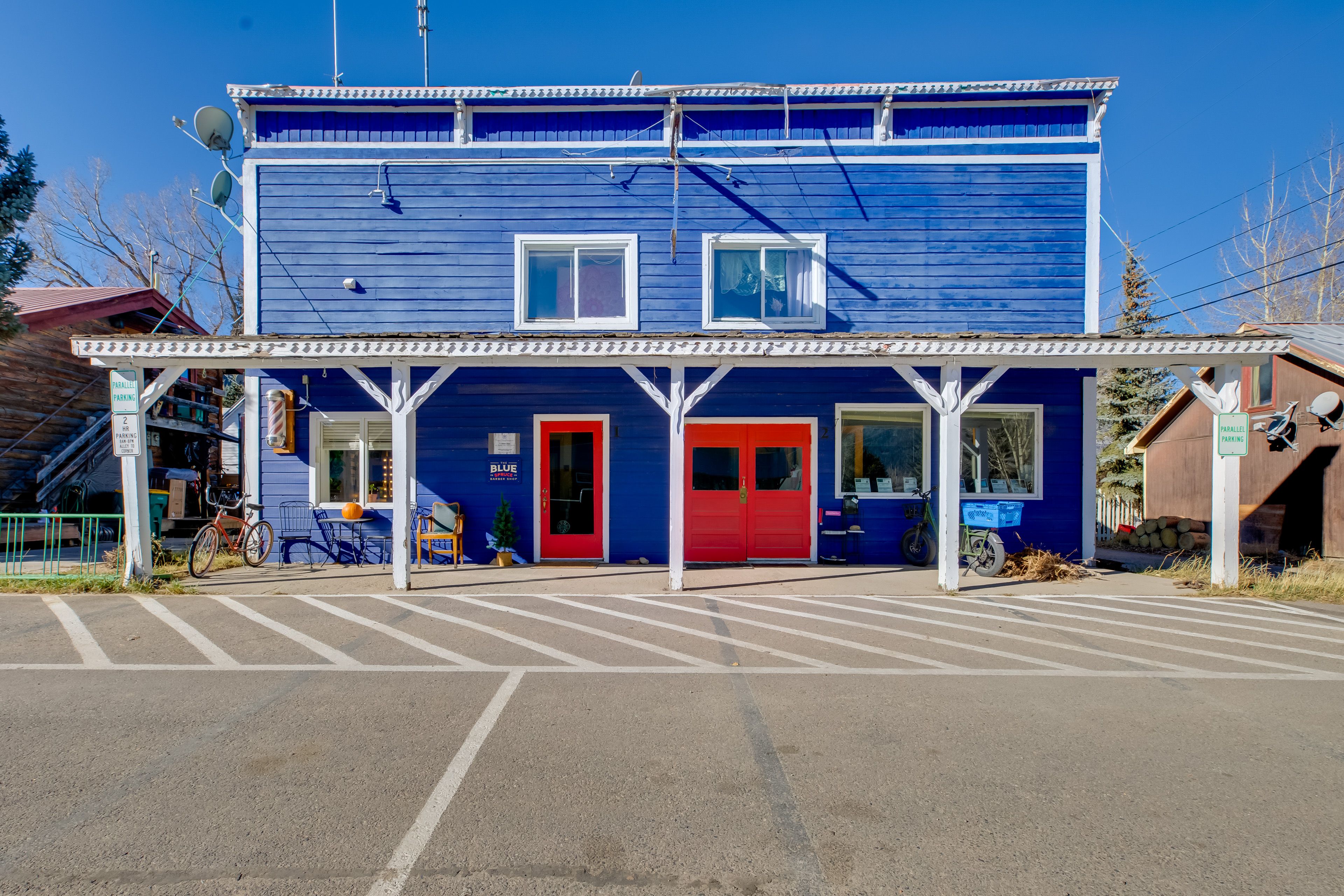 Property Exterior | Surface Lot Parking