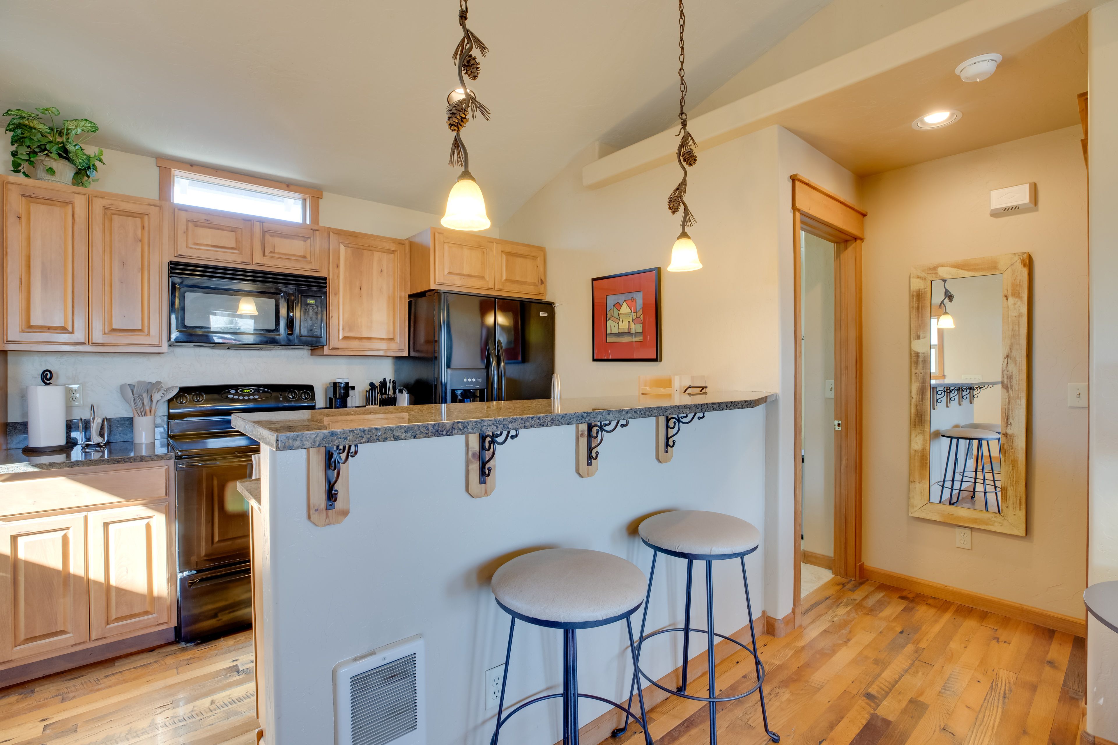 Kitchen | Cooking Basics | Single-Serve Coffee Maker