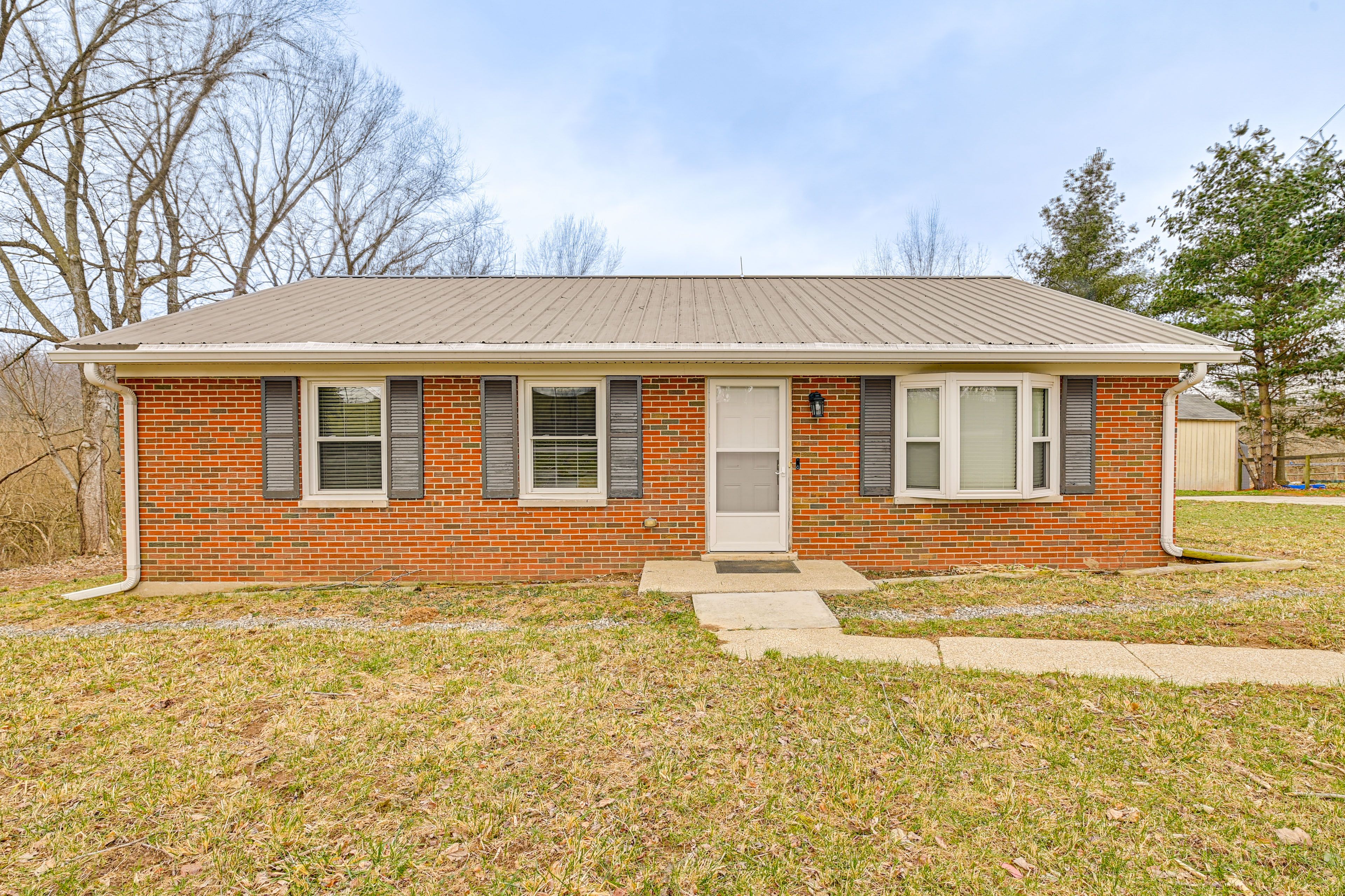 Midway Vacation Rental | 3BR | 1BA | 1,000 Sq Ft | Step-Free Access