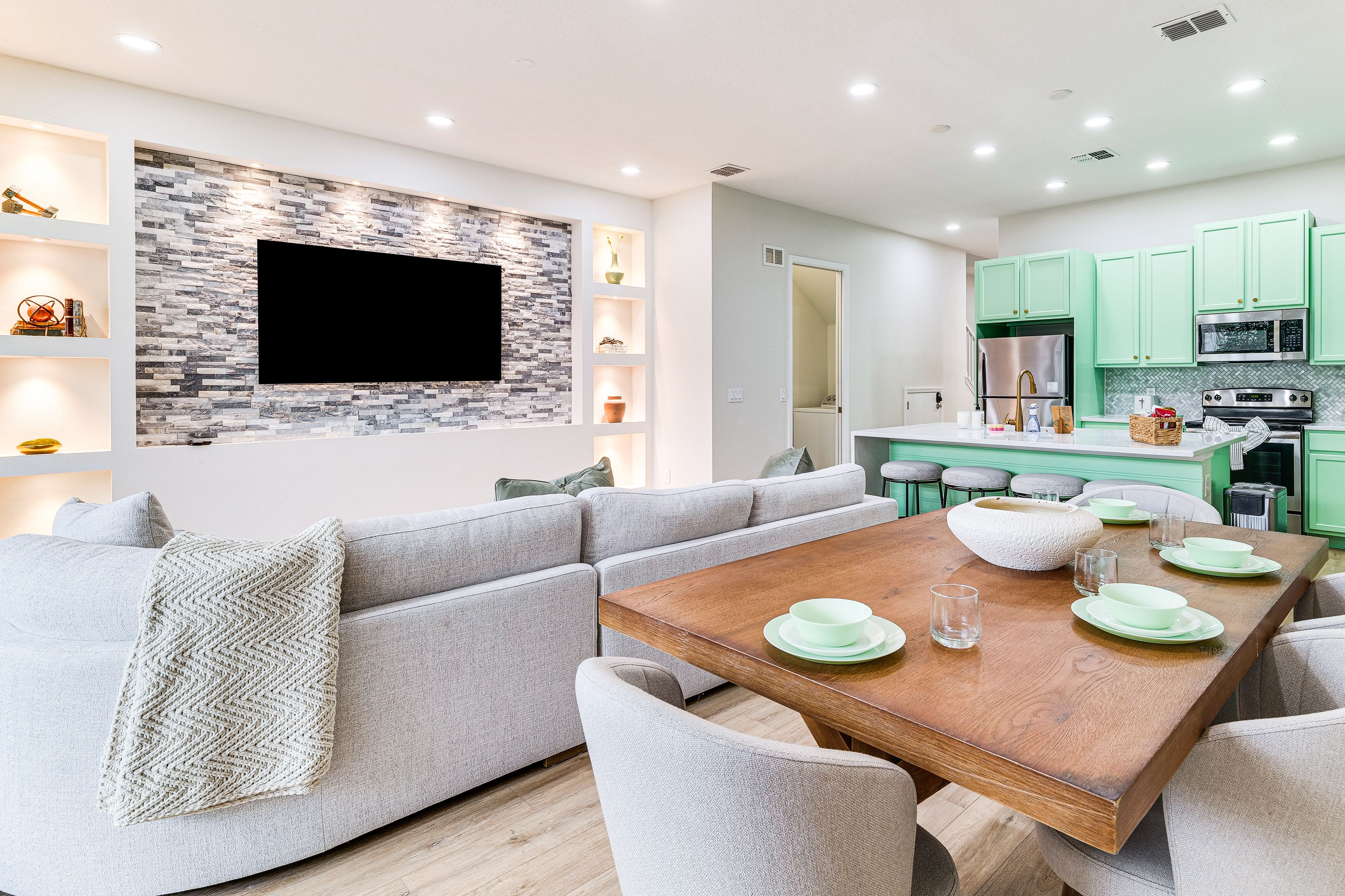 Davenport Vacation Rental | 4BR | 3BA | 1,742 Sq Ft | 2 Steps to Enter