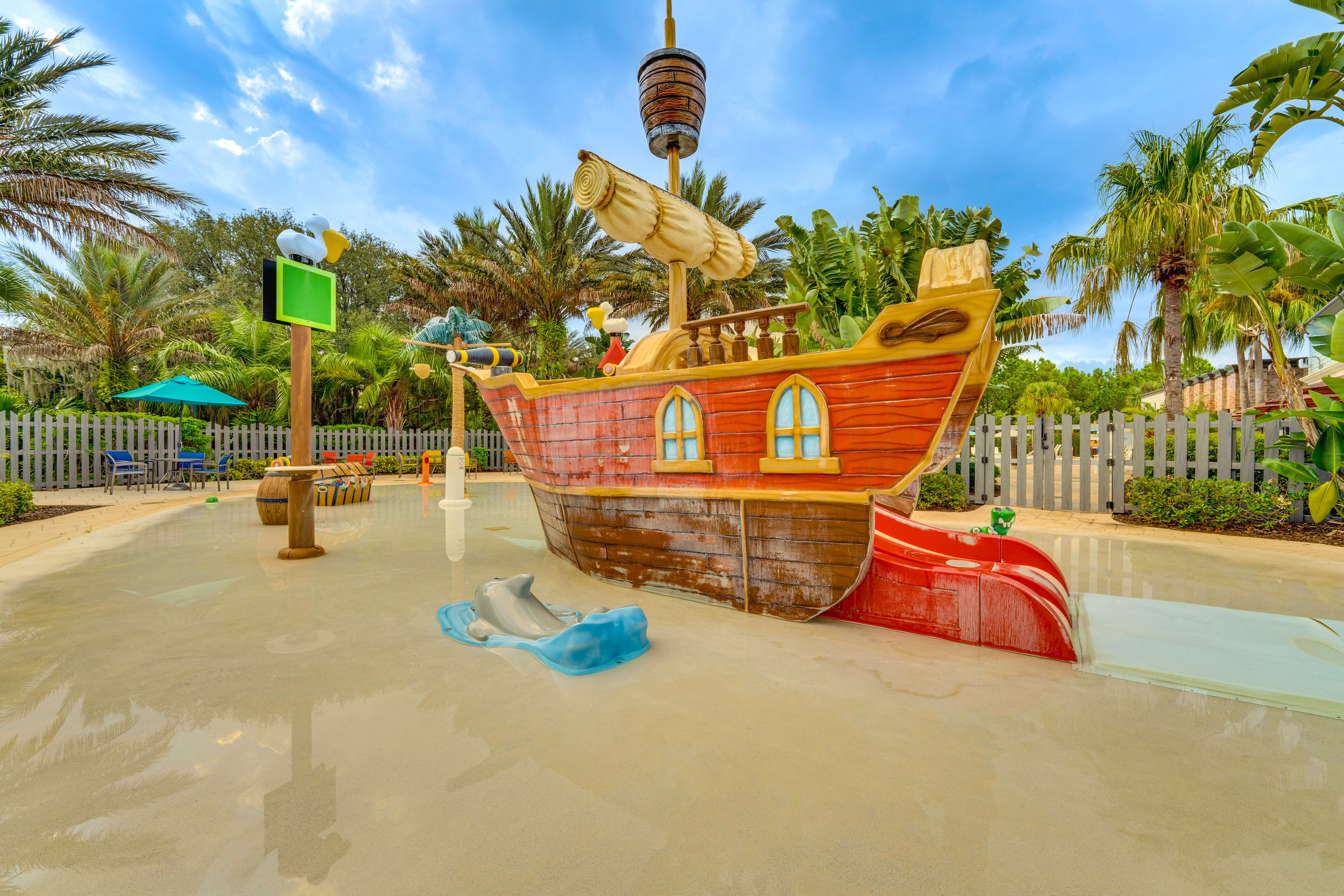 The Enclaves at Festival | Community Amenities | Children's Water Park